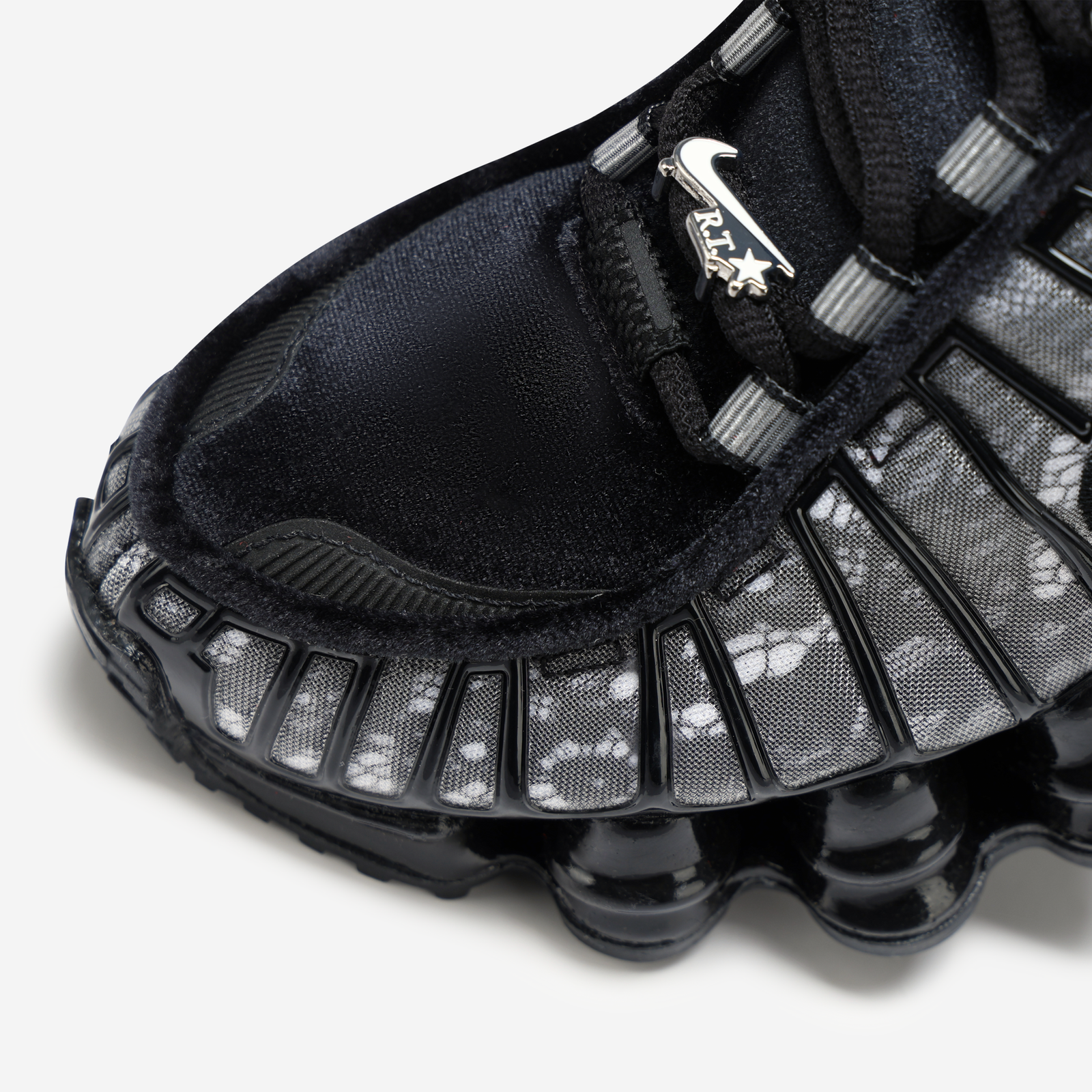 Ricardo Tisci x Nike Shox TL SP "Black" drops in 2026