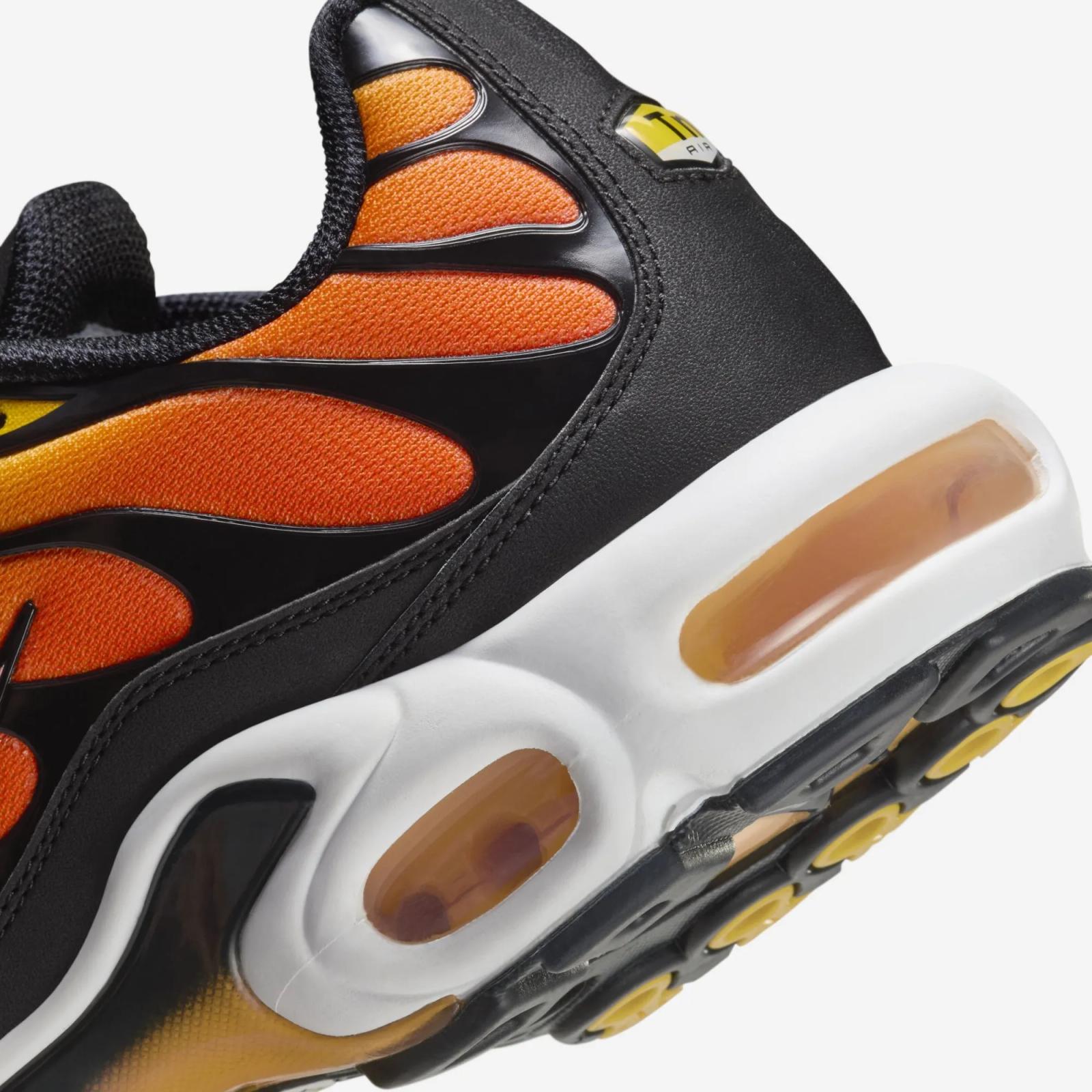 Nike Air Max Plus Sunset 2024 Black / Pimento HF0552-001