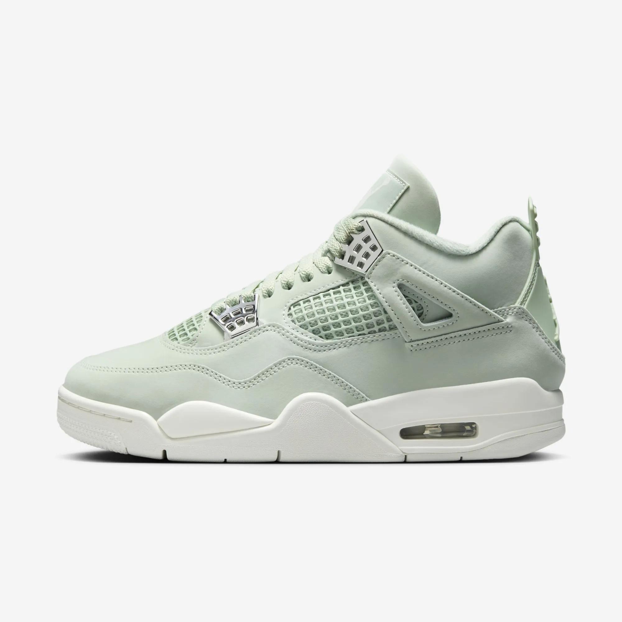 Air Jordan 4 Retro “Seafoam”