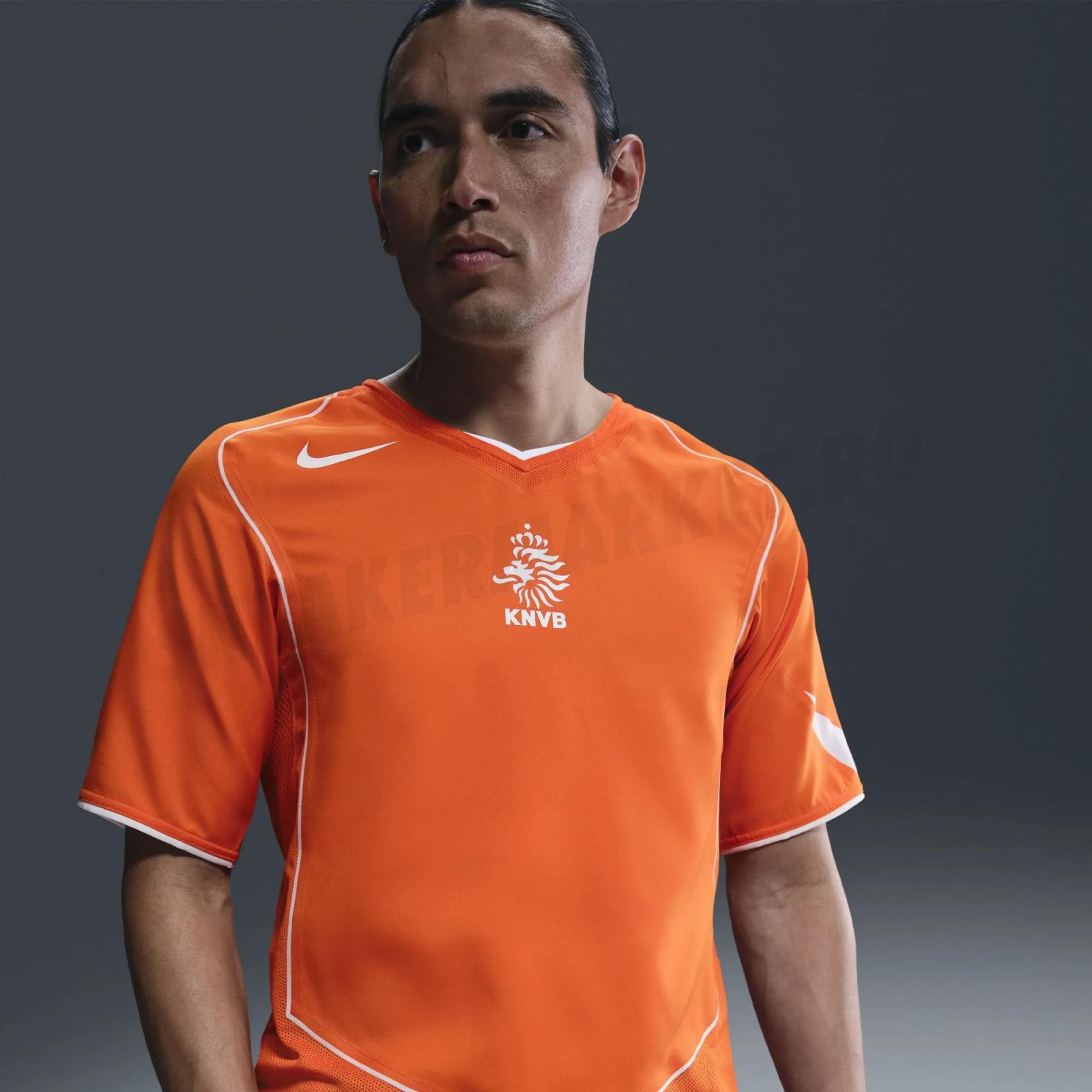 Nike Football Total 90 Netherlands 2004 Reissue HV4427-819 Release Date 19 April 2025