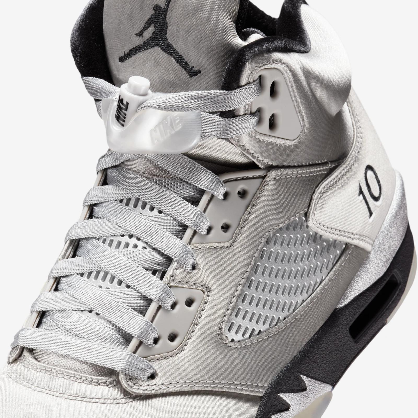 Air Jordan 5 Retro Wings Medium Grey Black Metallic Silver IO2038-001 Release Date Fall 2025