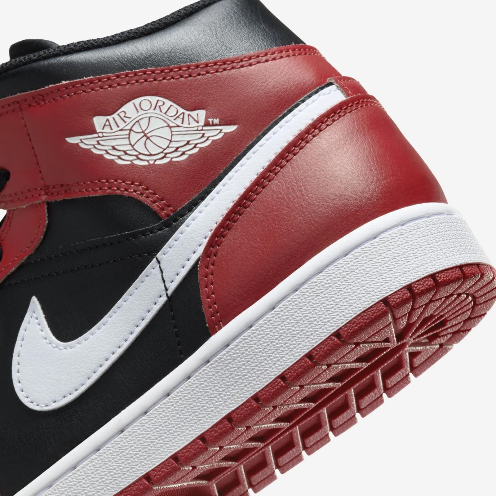 Air Jordan 1 Mid Black / White / Gym Red DQ8426-061