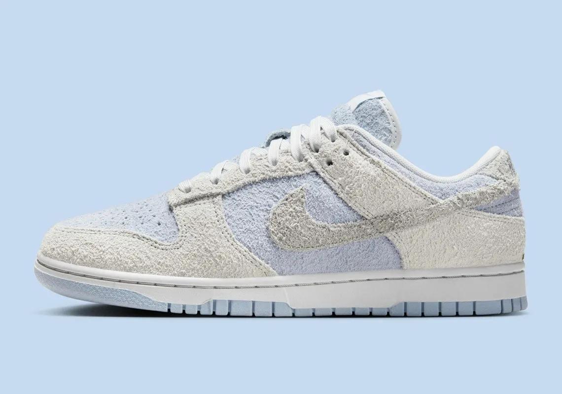 Nike Dunk Low WMNS Light Armoury Blue Release