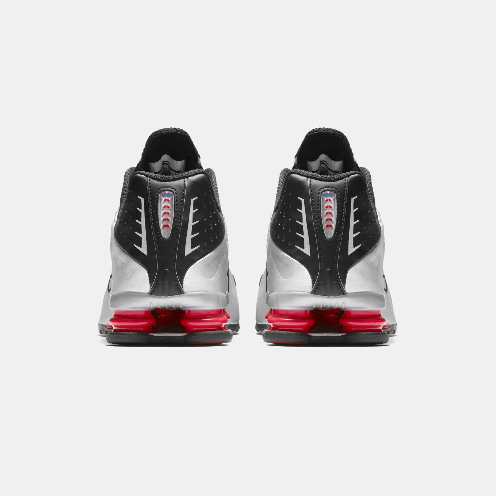 Nike Shox R4 Metallic Silver Restock 2024