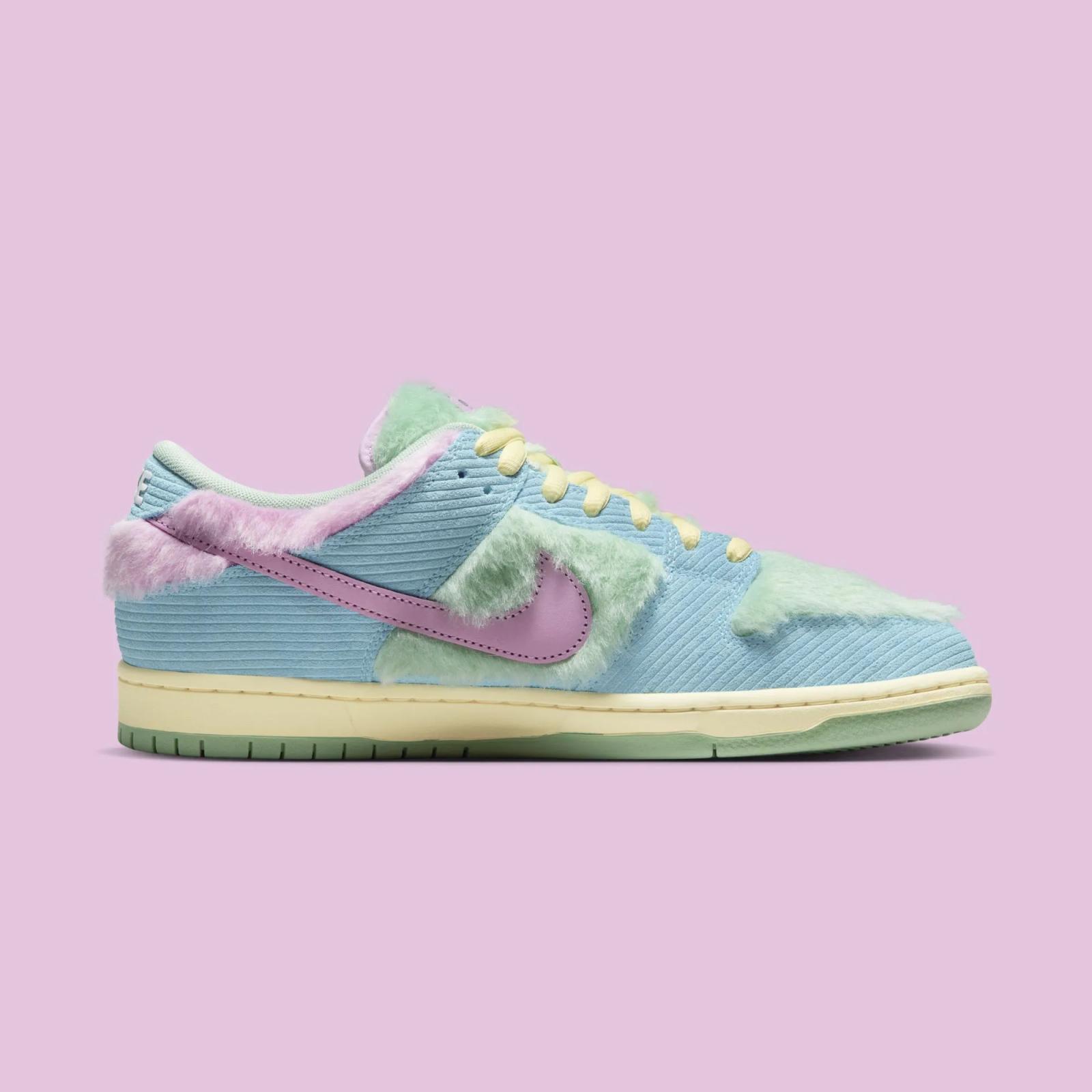 Verdy x Nike SB Dunk Low Pro Visty FN6040-400