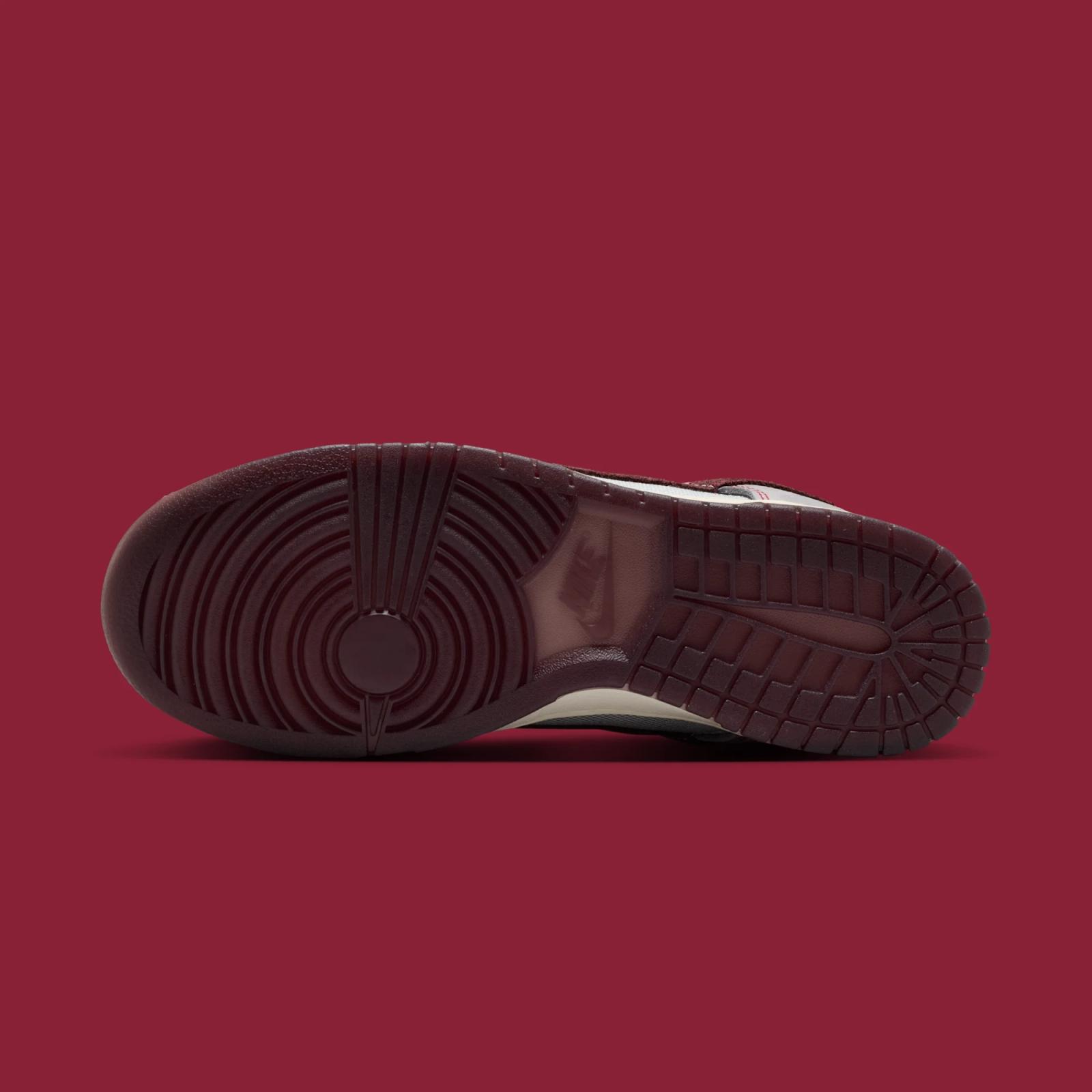 Nike Dunk Low Retro SE "Pure Platinum" drops in 2026