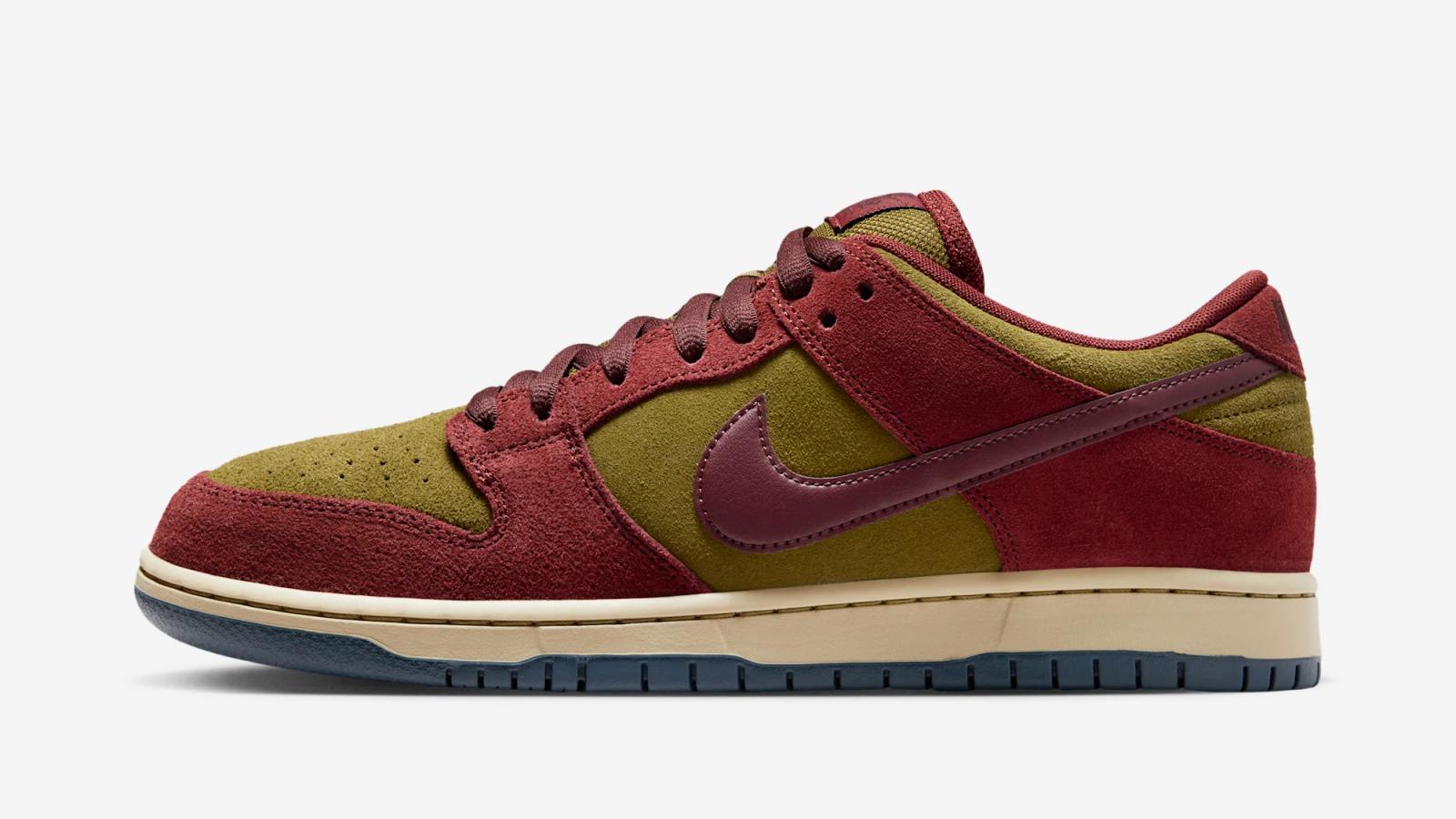 Nike SB Dunk Low Pro Dark Team Red