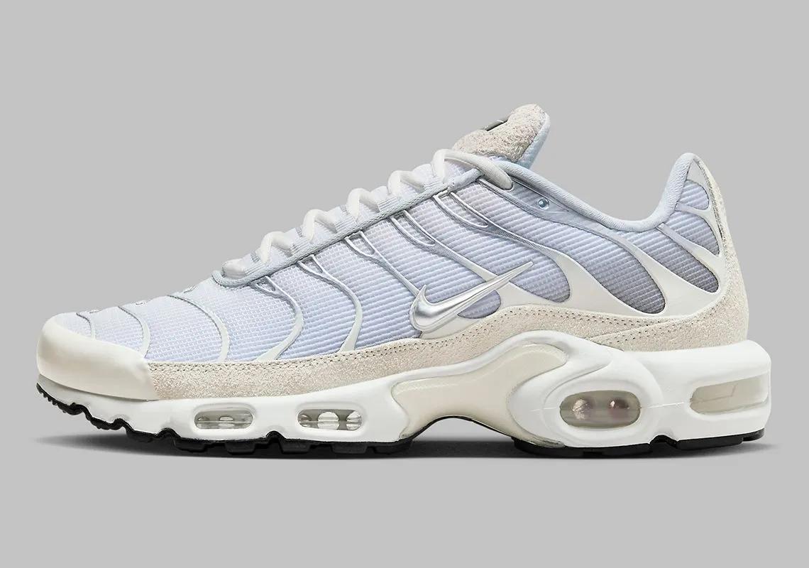 Nike Air Max Plus Pure Platinum