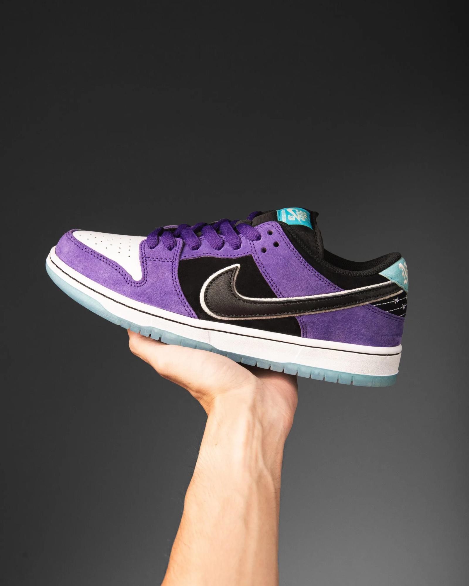 Hayley Wilson x Nike SB Dunk Low Pro QS HJ0513-500