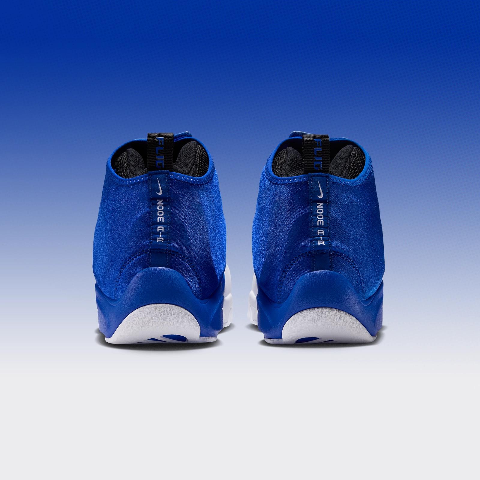 Nike Air Zoom Flight The Glove "Royal Blue" returns in 2026