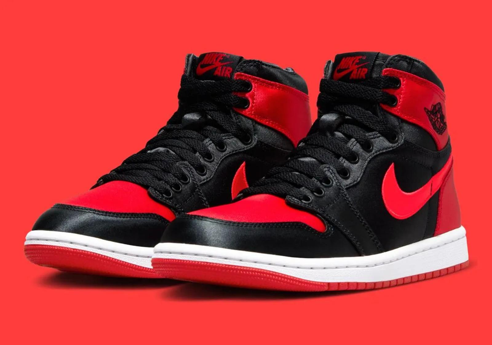 Air Jordan 1 Retro High OG WMNS Satin Bred