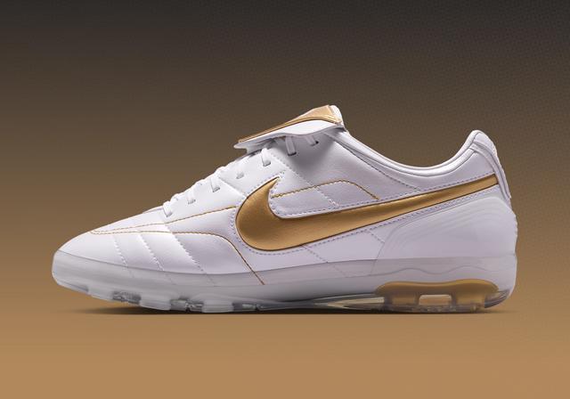 Nike Cryo Shot Tiempo Legend R10 "Ronaldinho" White/Metallic Gold/White