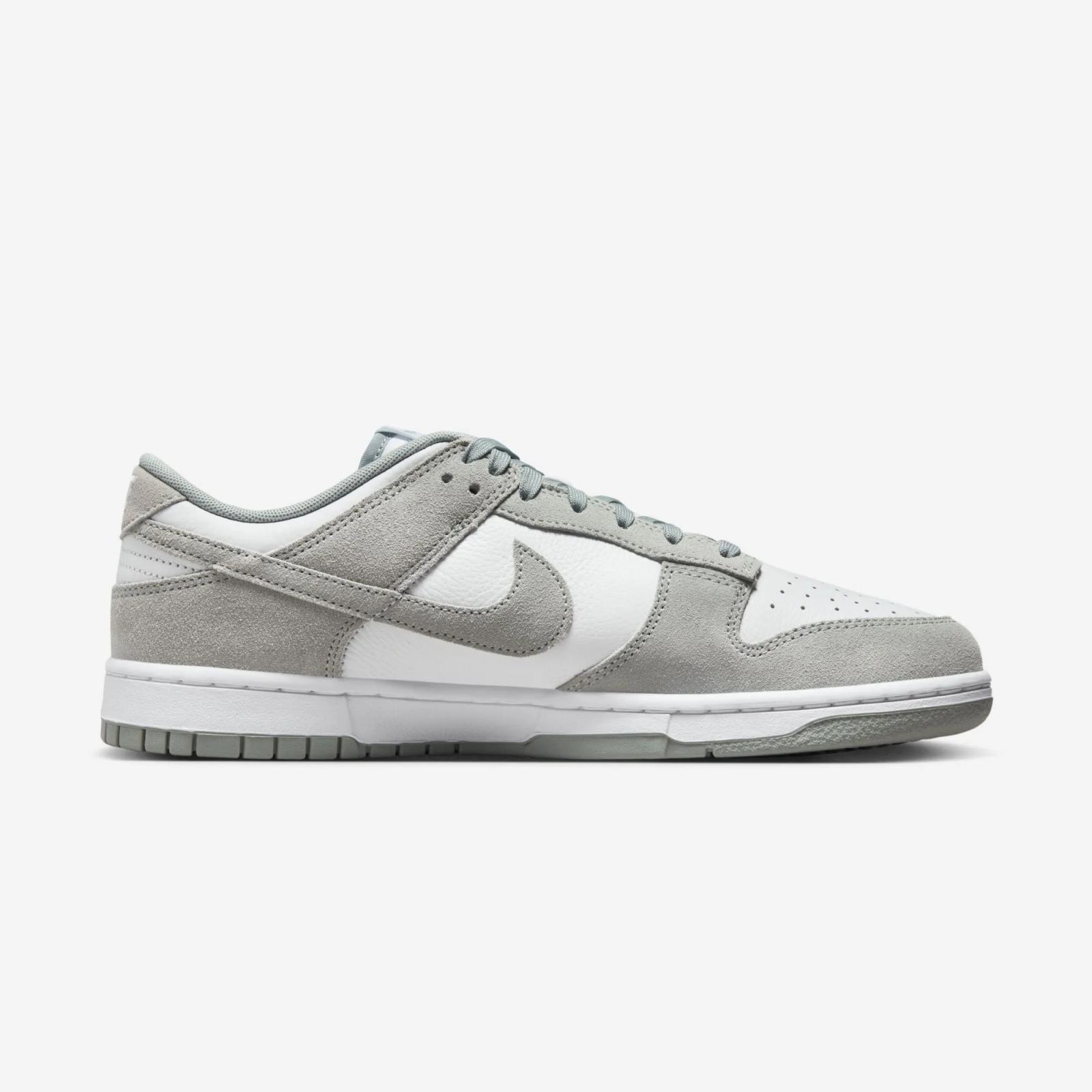 Nike Dunk Low Retro SE White / Light Pumice FQ8249-101