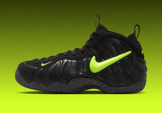 Nike Air Foamposite Pro "Voltage Yellow" Black/Voltage Yellow