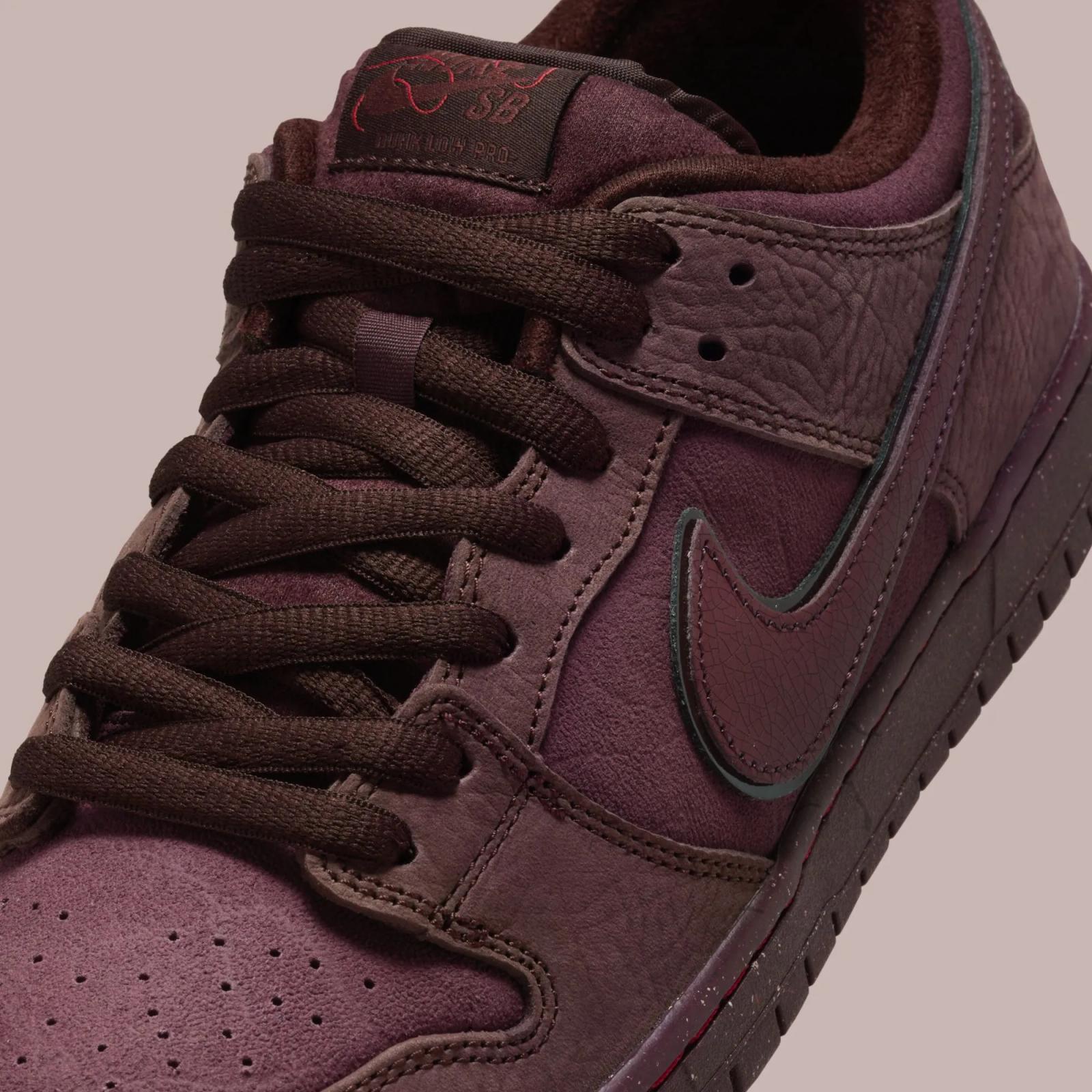 Nike SB Dunk Low Pro Burgundy Crush