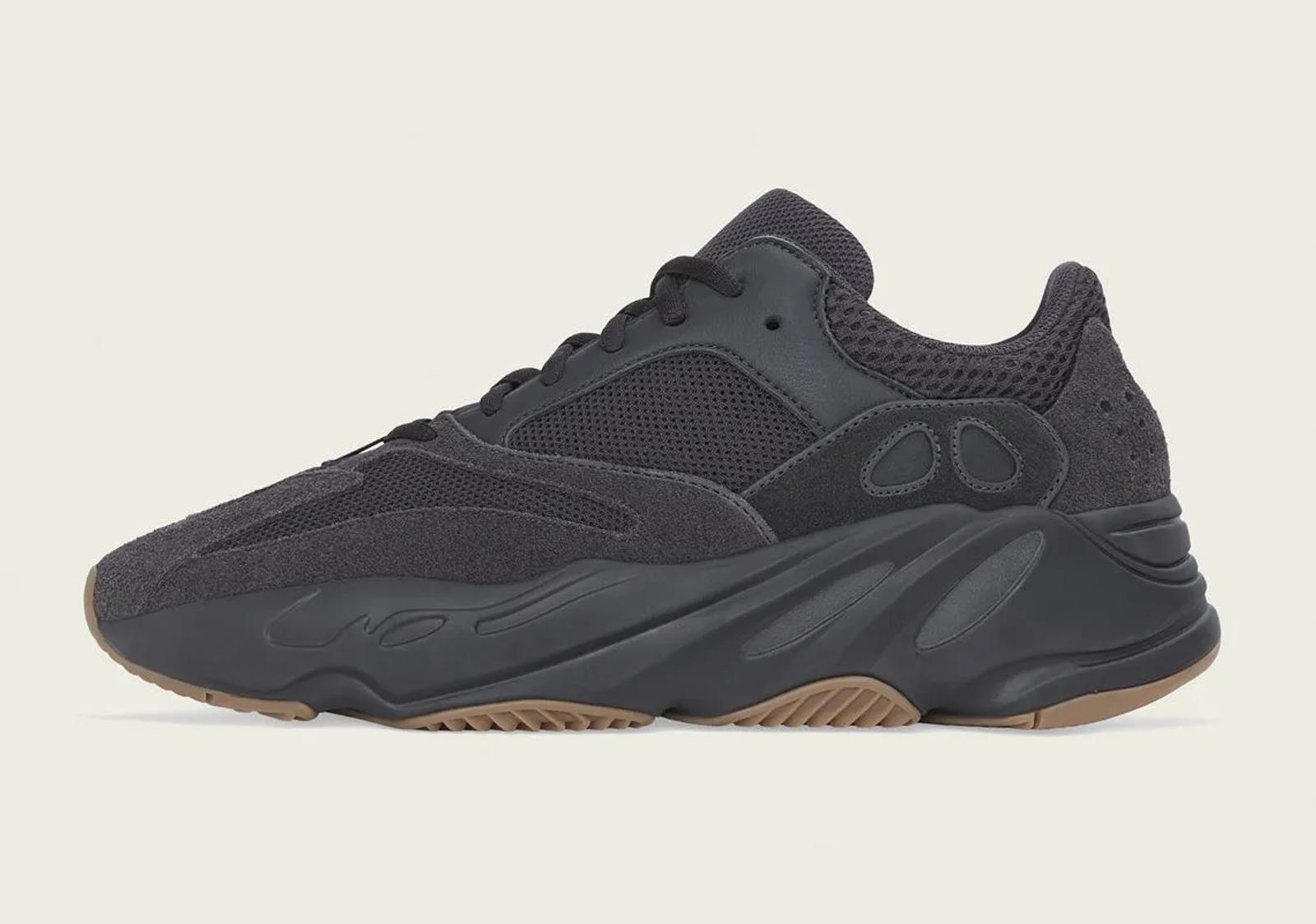 Adidas Yeezy Boost 700 Utility Black