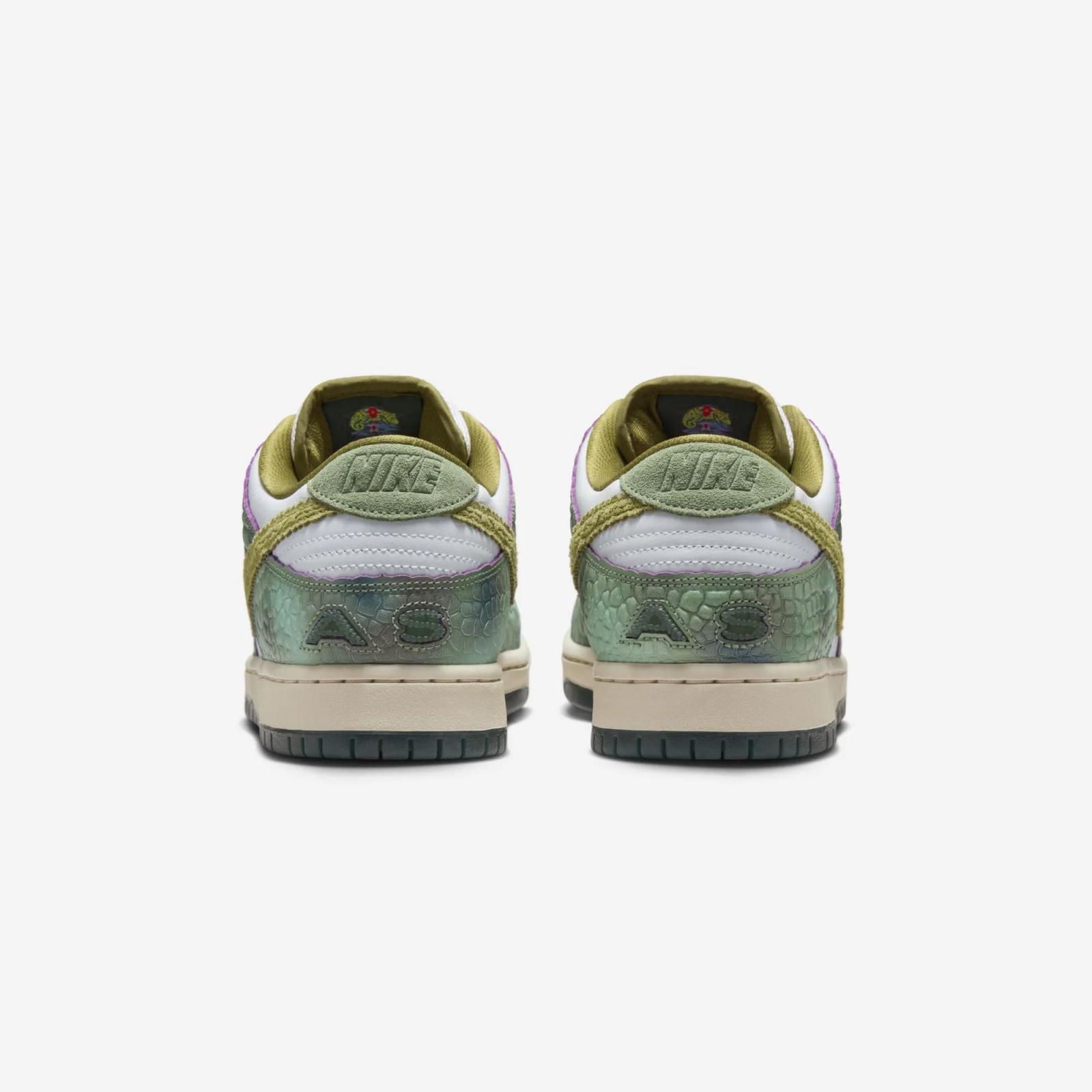 Alexis Sablone Nike SB Dunk Low Pro QS HJ3386-300