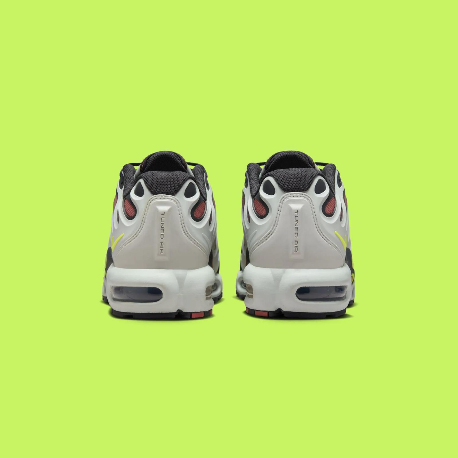 Nike Air Max Plus Drift Amber Brown / Volt FD4290-009