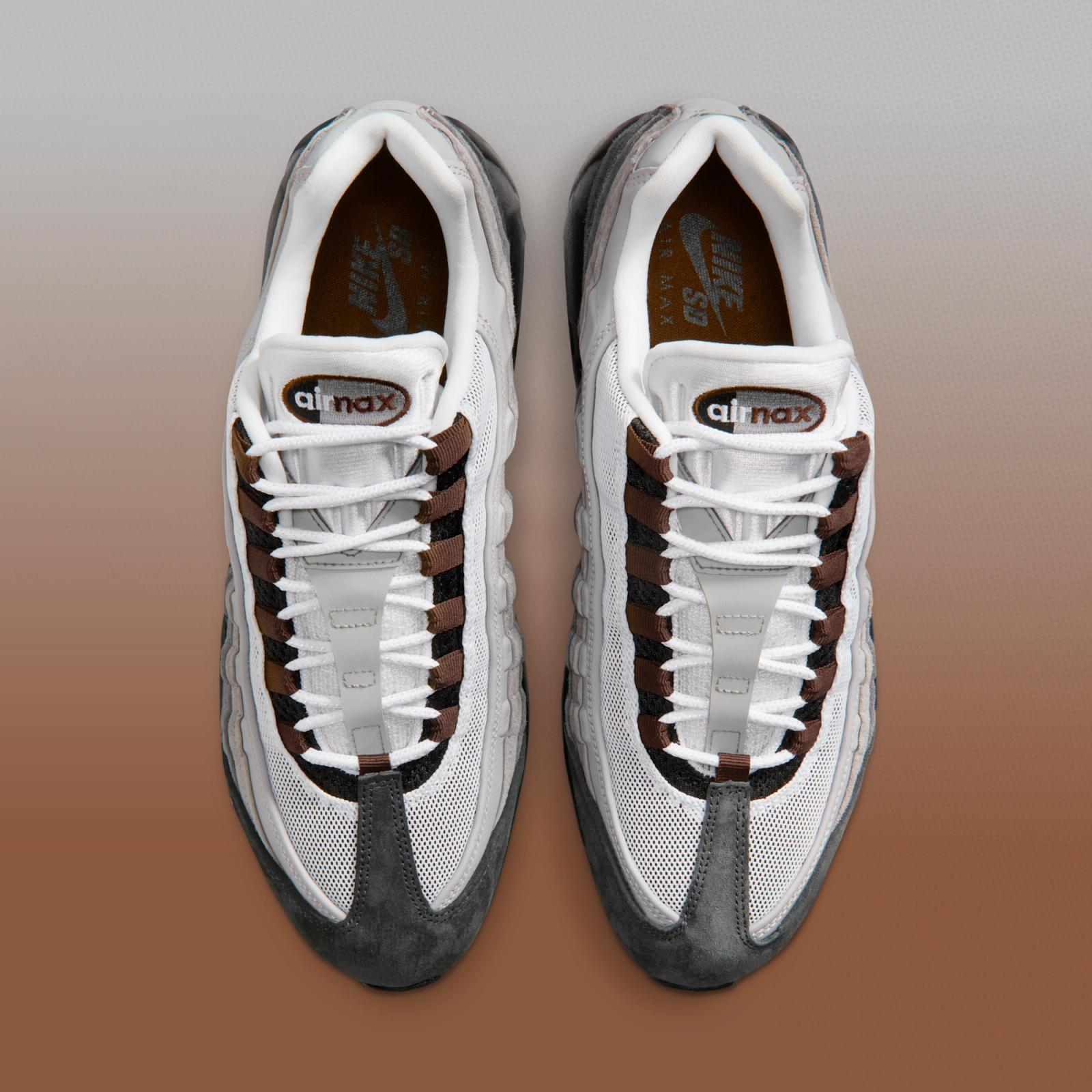 Nike SB x Nike Air Max 95 “Black / Cacao Wow”