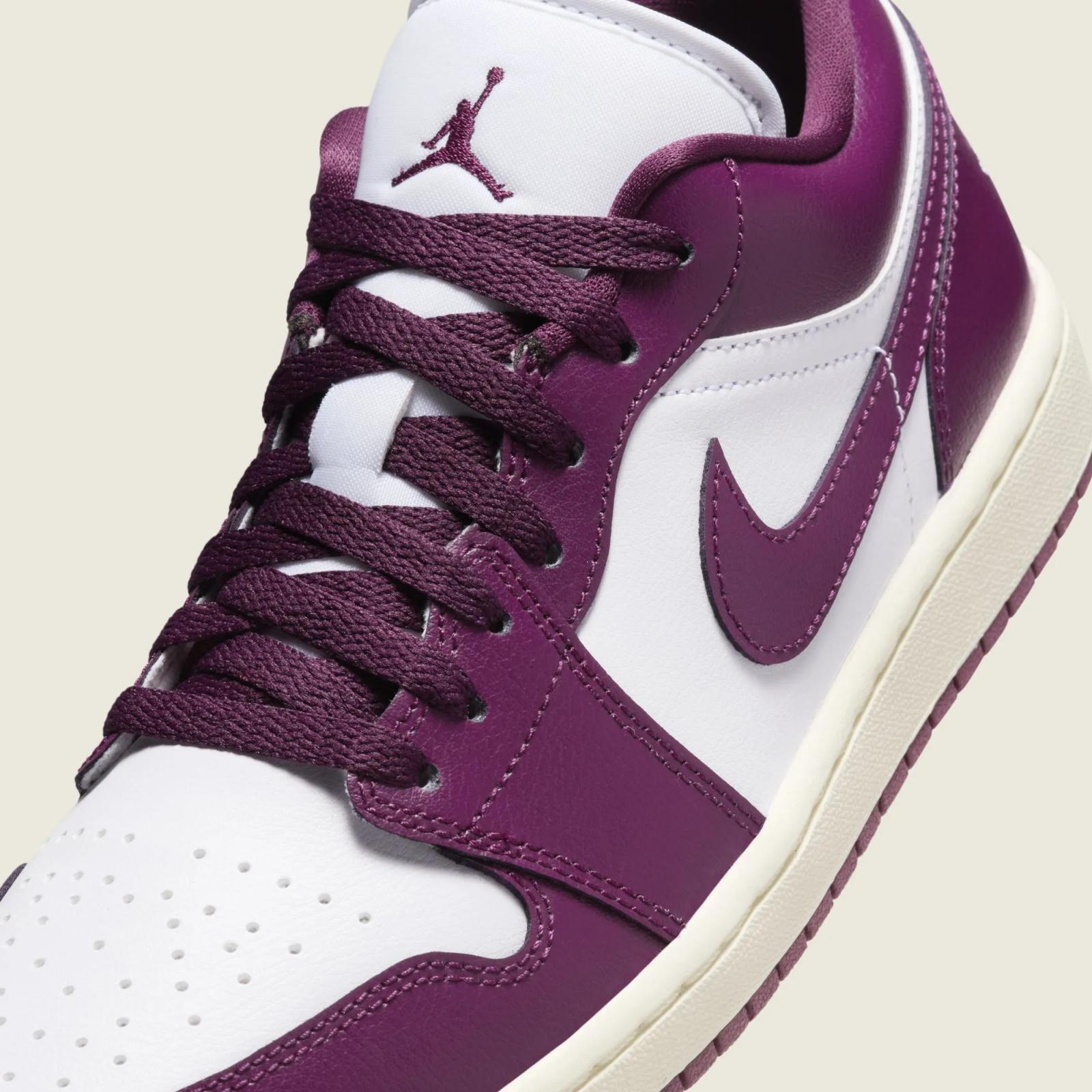 Air Jordan 1 Low White / Bordeaux DC0774-161