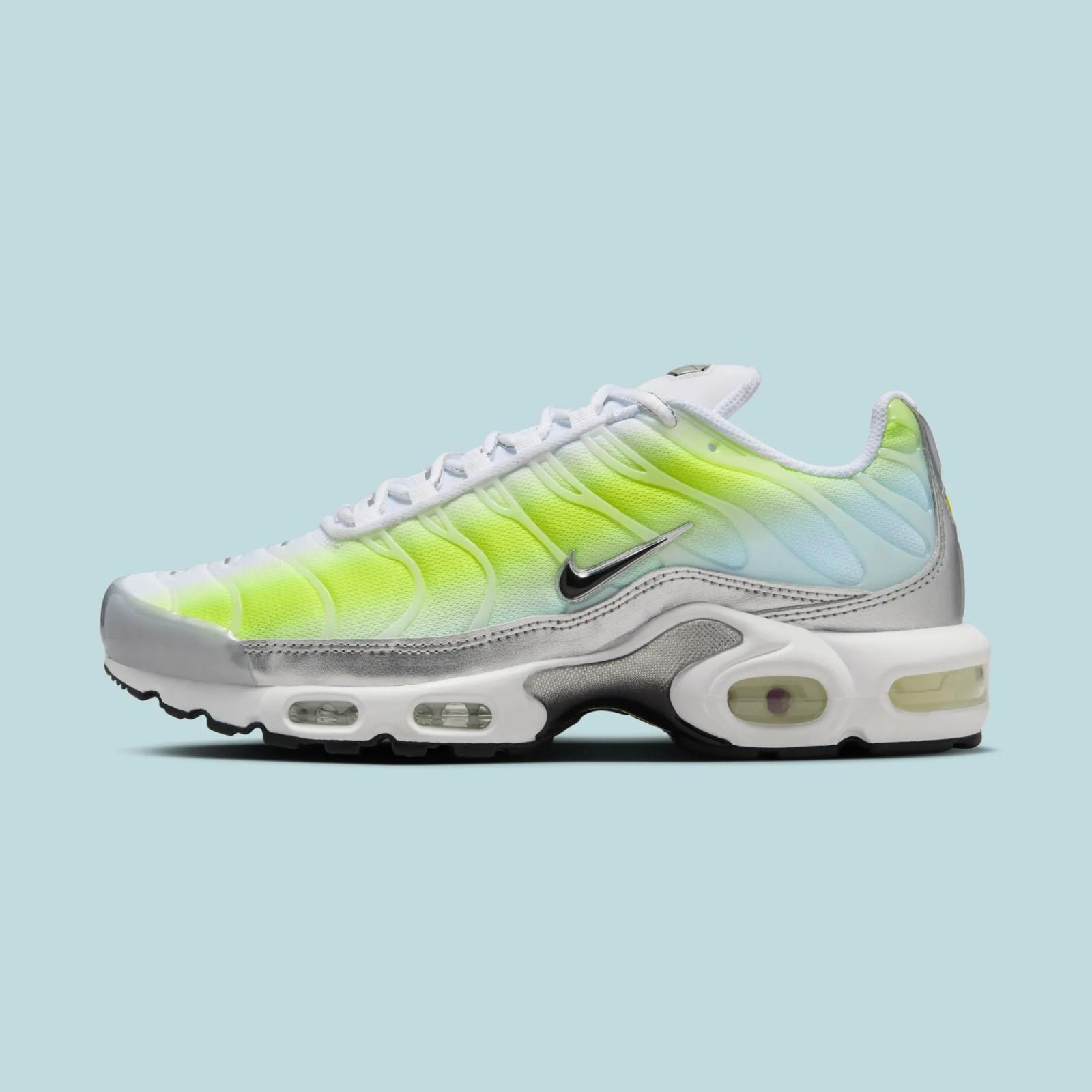 Nike Air Max Plus “Cyber / Glacier Blue”