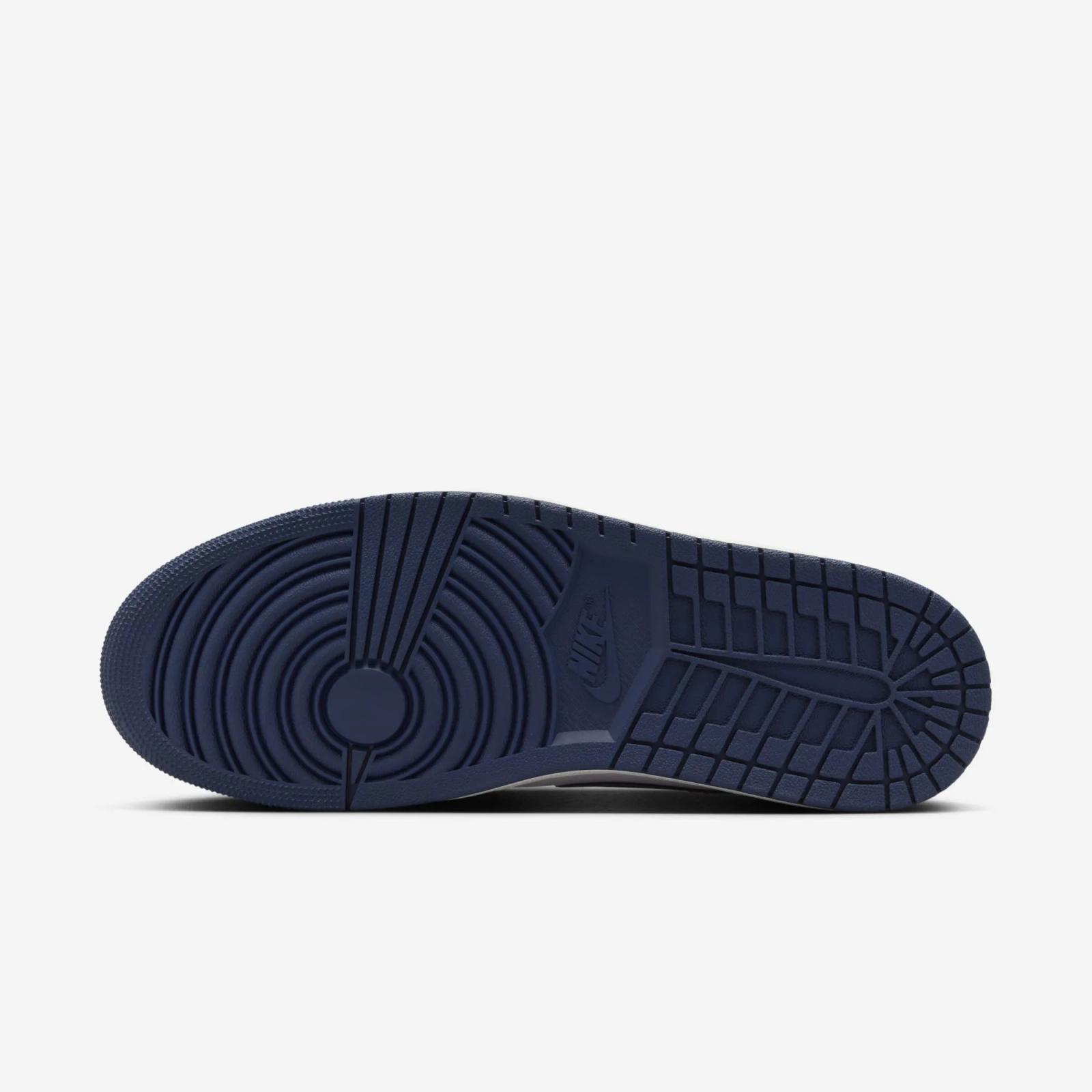 Air Jordan 1 Retro High OG Remastered Midnight Navy DZ5485-401