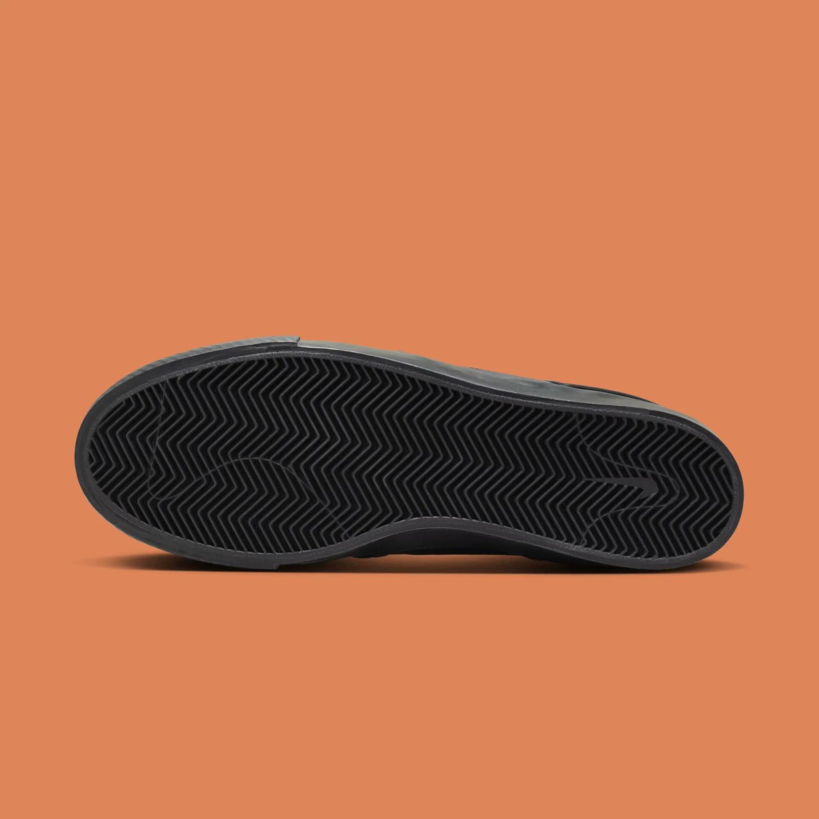 Nike SB Zoom Janoski OG+ ISO Triple Black FQ7621-001