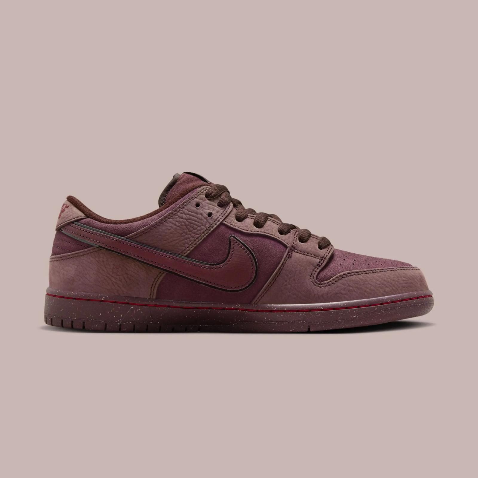 Nike SB Dunk Low Pro Burgundy Crush
