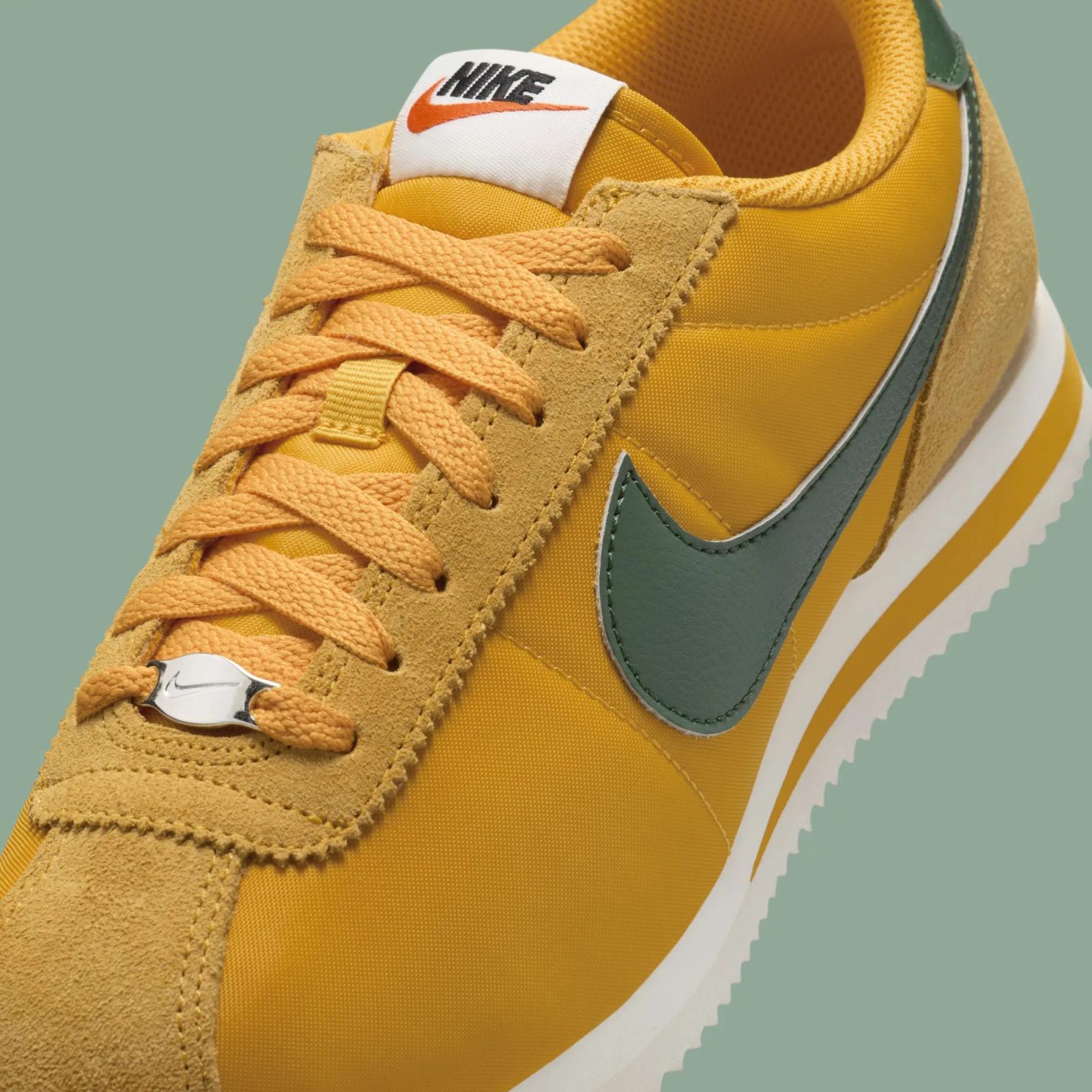Nike Cortez Textile Yellow Ochre / Gorge Green DZ2795-702