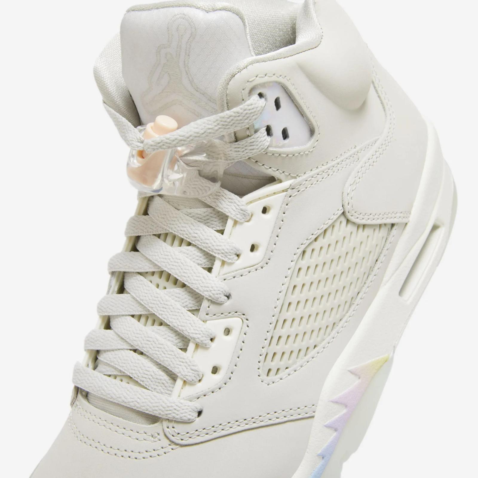 Air Jordan 5 Retro Chinese New Year HF3183-001