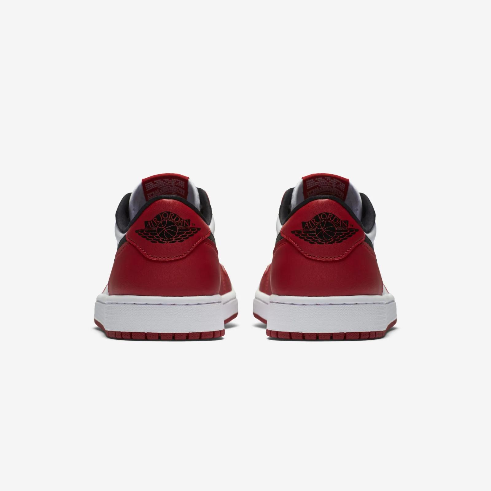 Air Jordan 1 Retro Low OG Chicago HQ6998-600 Release Date