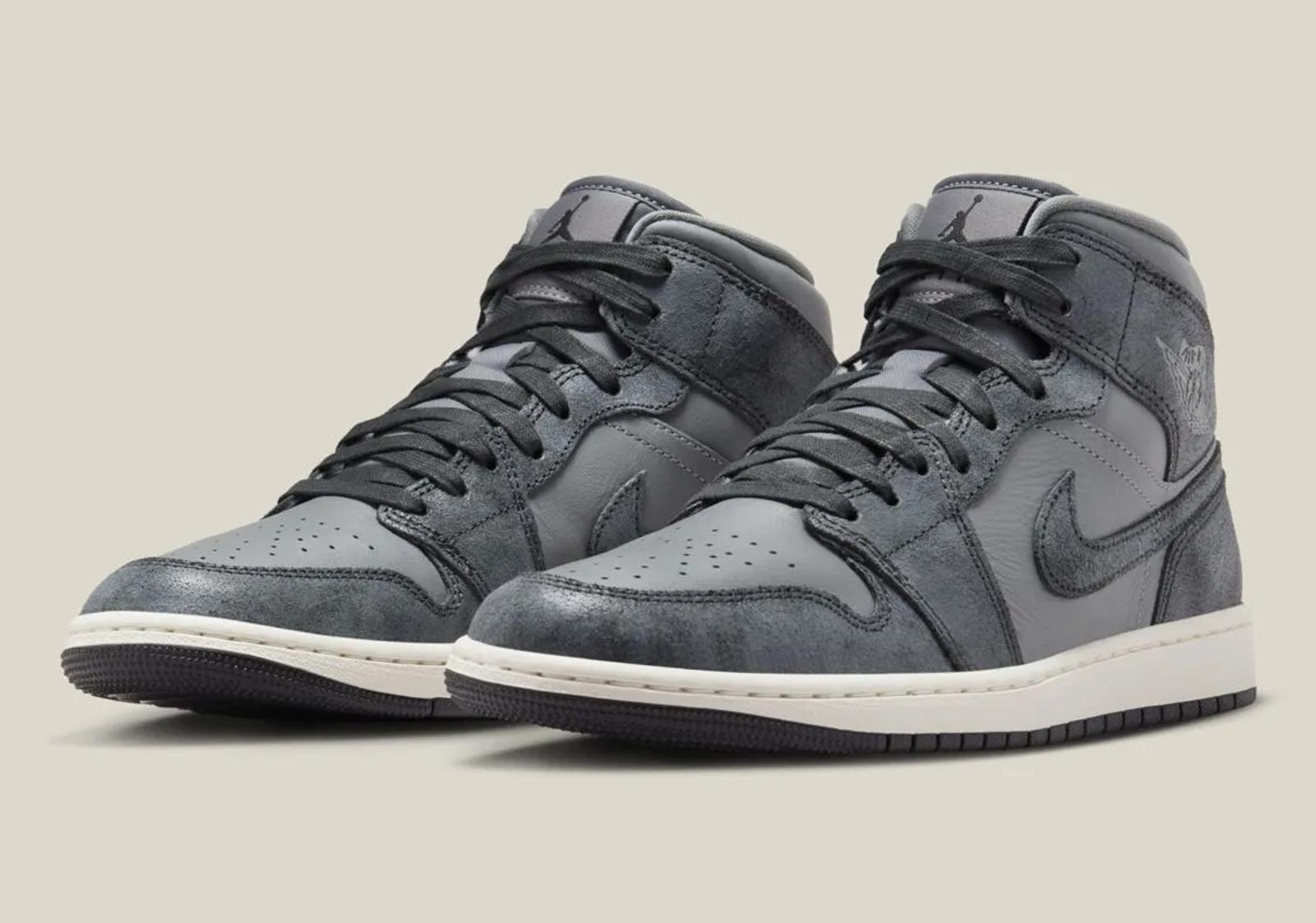 Air Jordan 1 Mid WMNS Off-Noir