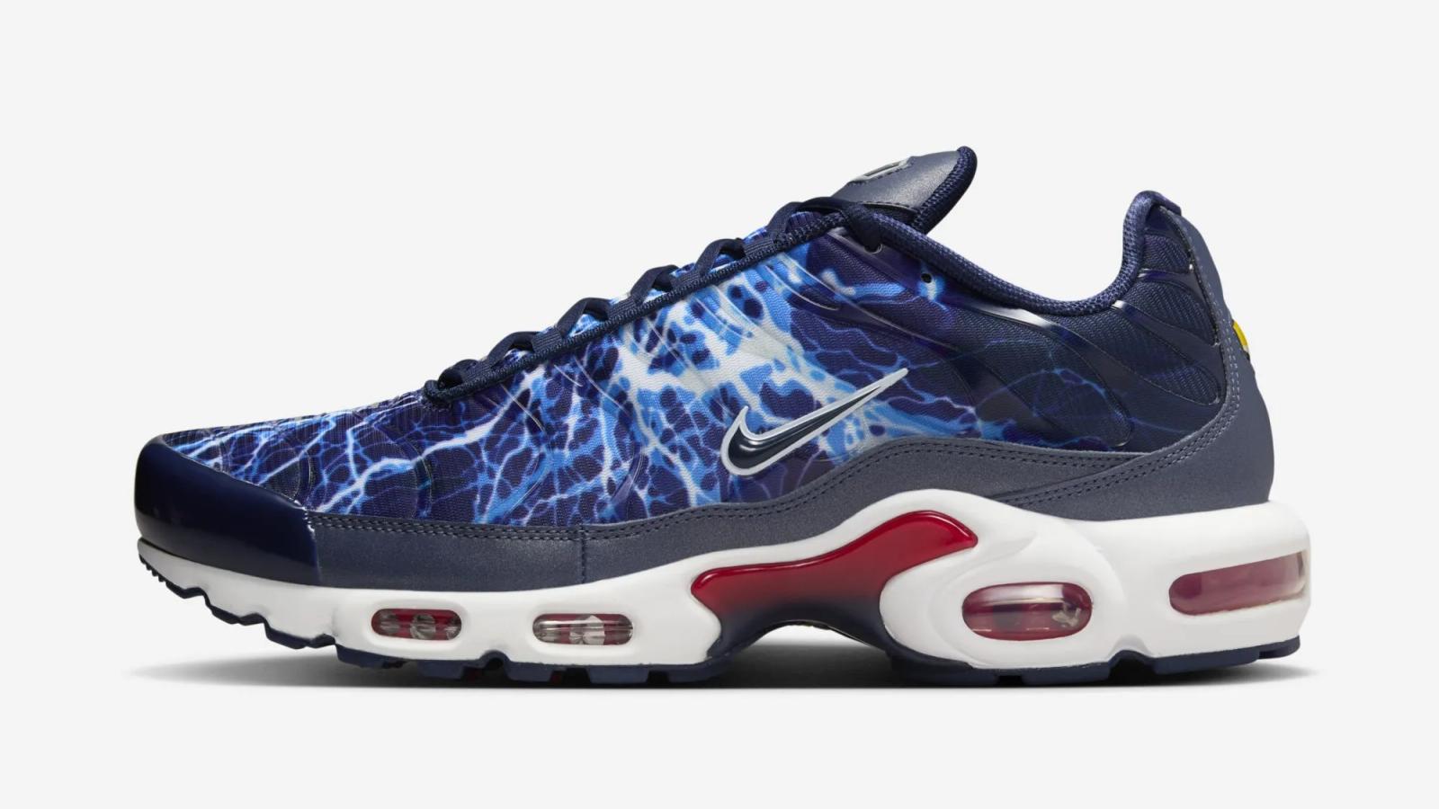 Nike Air Max Plus “Eclair / Lightening”