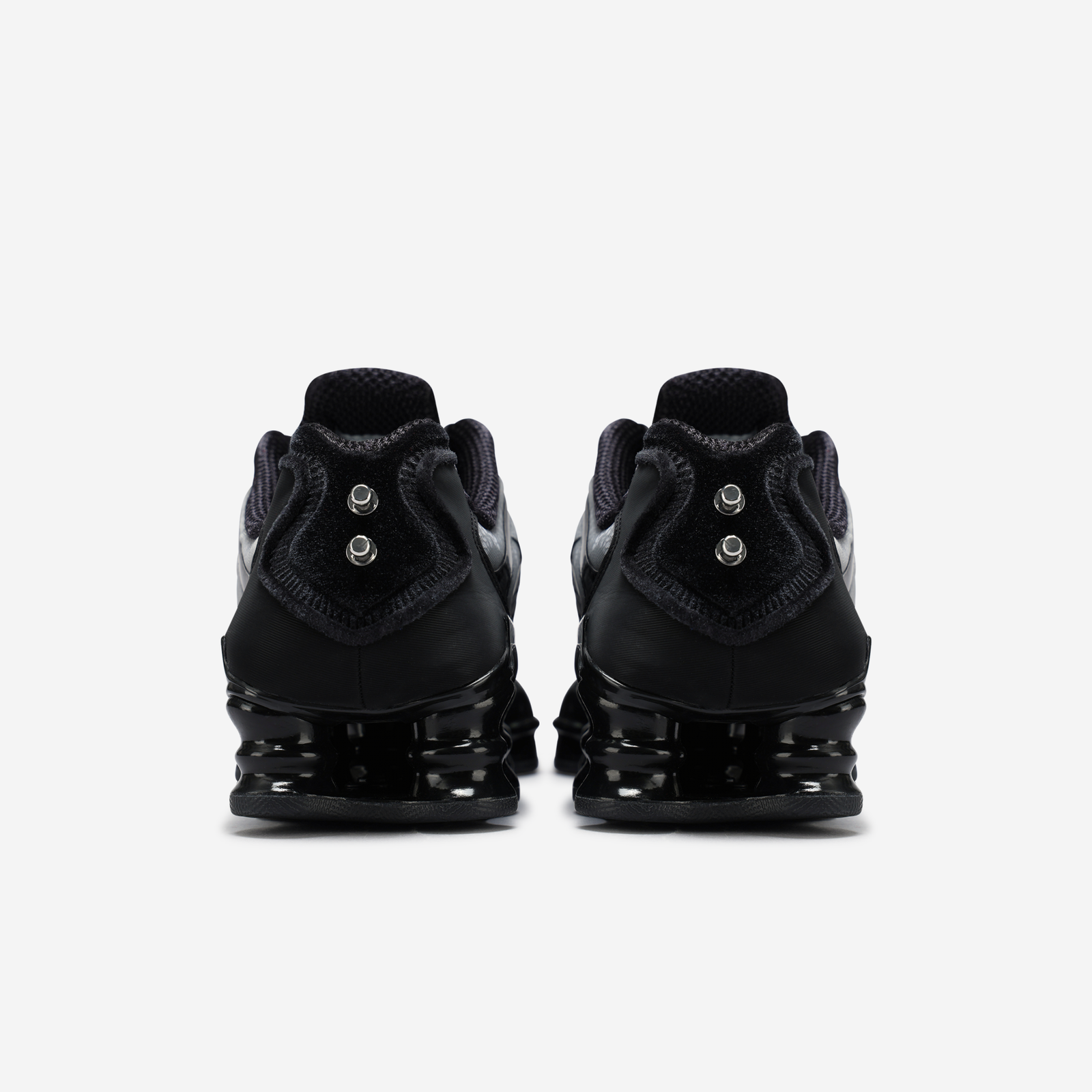 Ricardo Tisci x Nike Shox TL SP "Black" drops in 2026