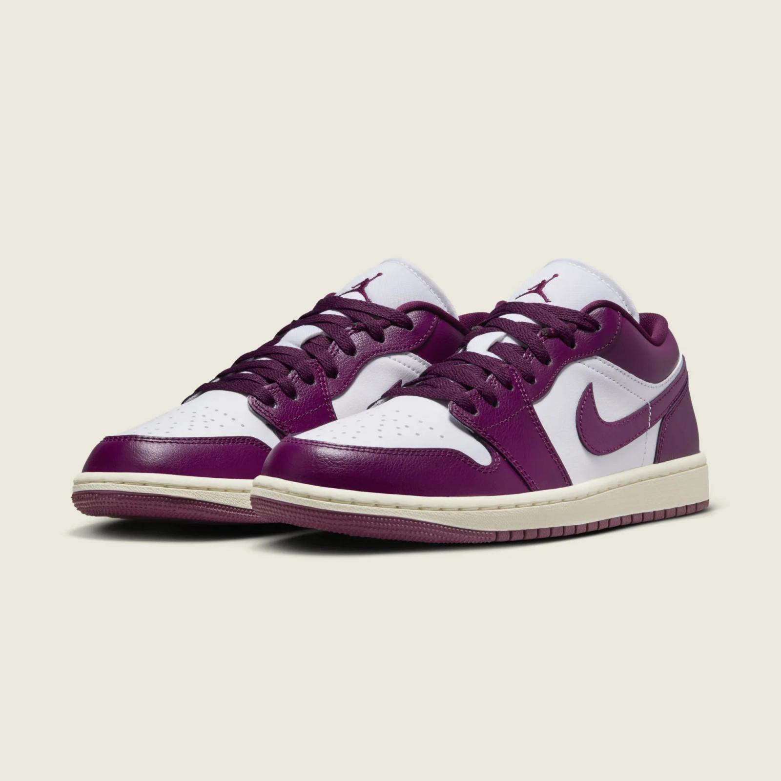 Air Jordan 1 Low White / Bordeaux DC0774-161