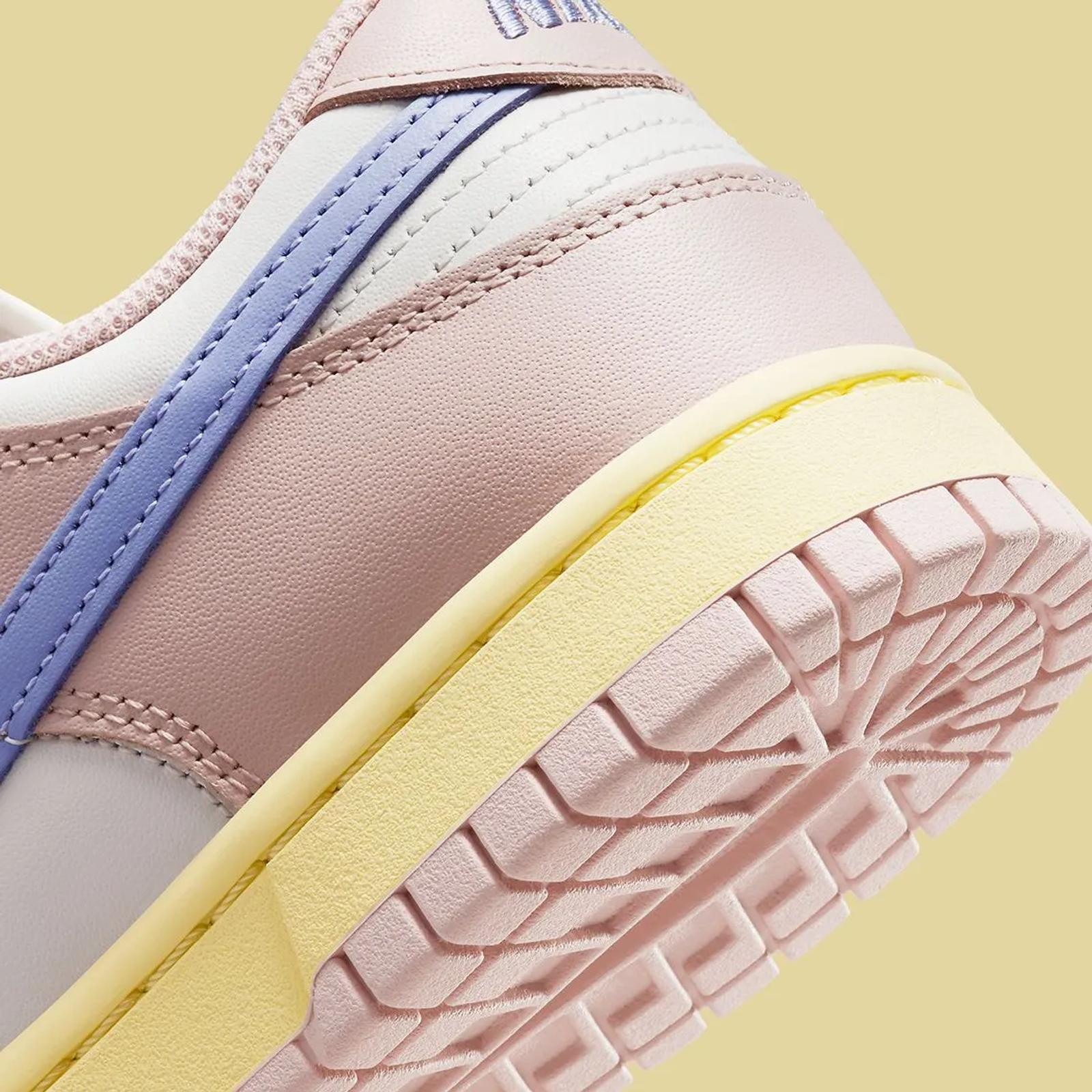 Nike Dunk Low WMNS Pink Oxford