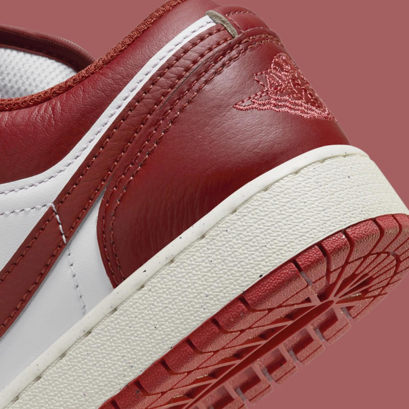 Air Jordan 1 Low GS Dune Red