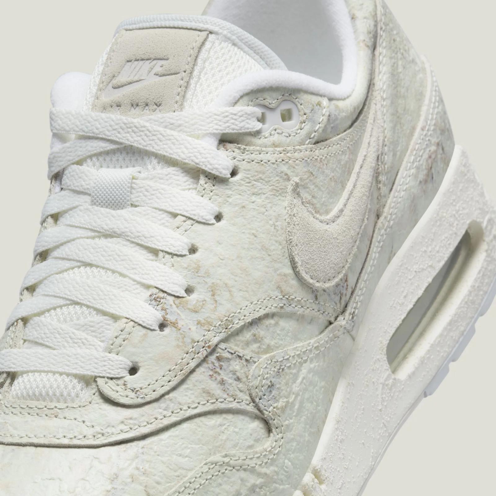 Nike Air Max 1 '86 OG Museum Masterpiece FZ2149-100