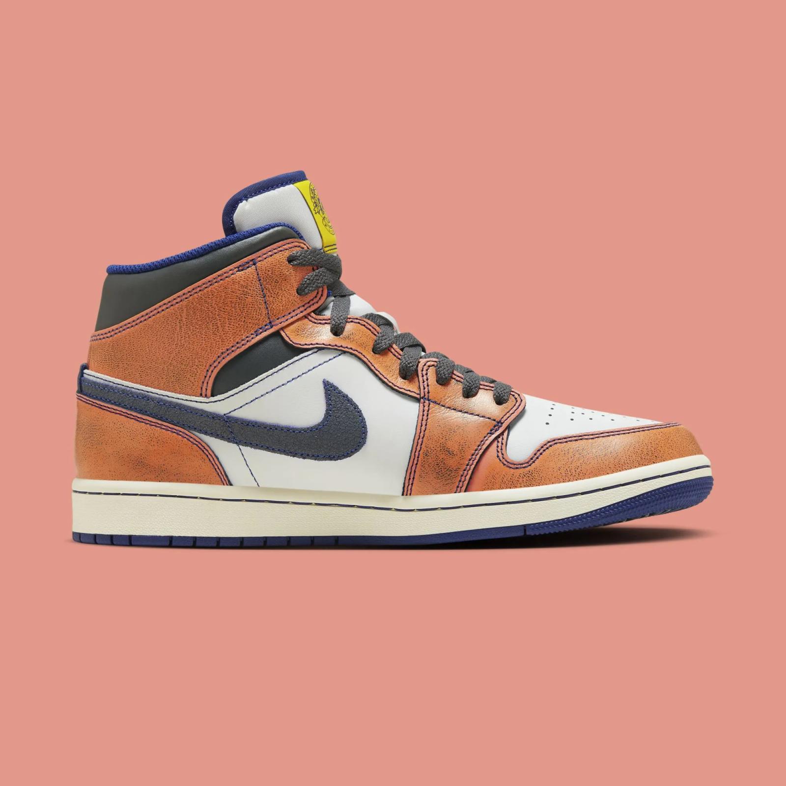 Air Jordan 1 Mid SE Flight FV3619-106