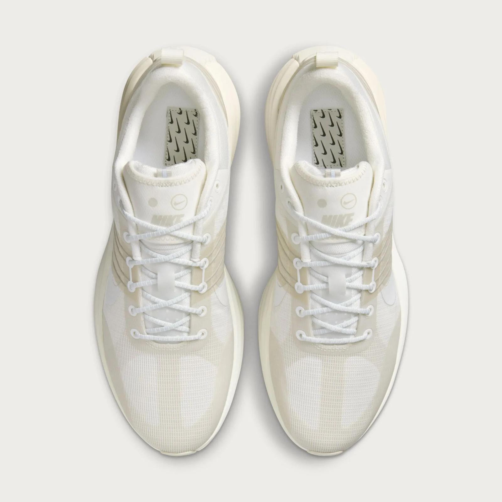 Nike Lunar Roam Summit White / Light Bone DV2440-100