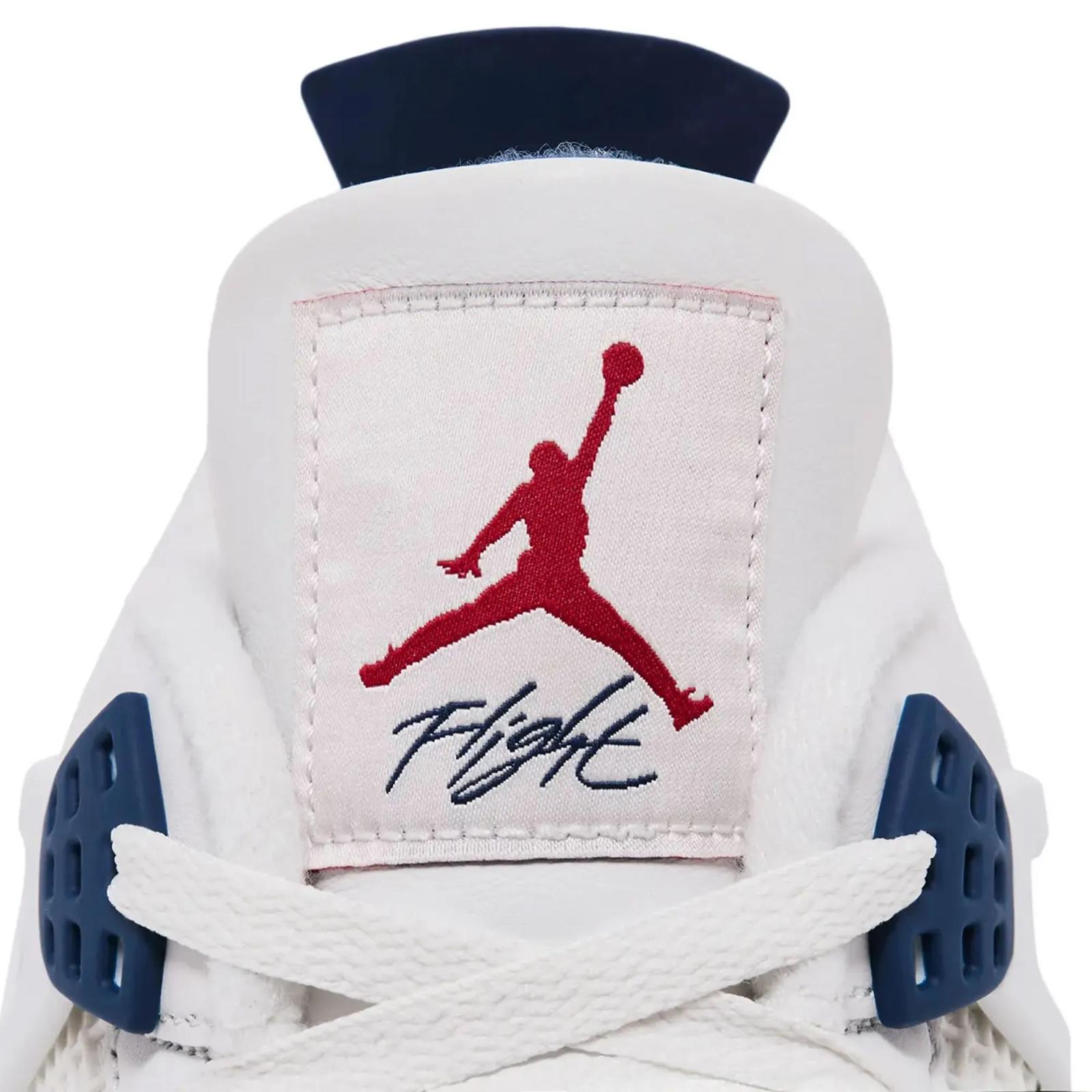 Nike SB x Air Jordan 4 Retro White / Navy DR5415-100 Release Date 18 March 2025