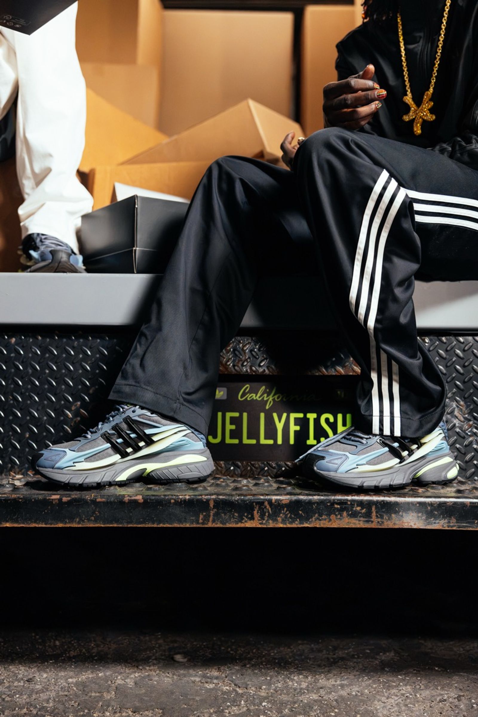adidas Originals and VIRGINIA Release the Limited-Edition VIRGINIA Adistar Jellyfish in Storm with ØWAY
