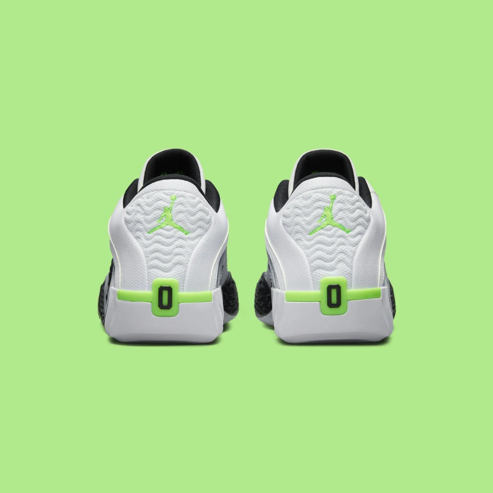 Air Jordan Tatum 2 Neon FJ6457-100