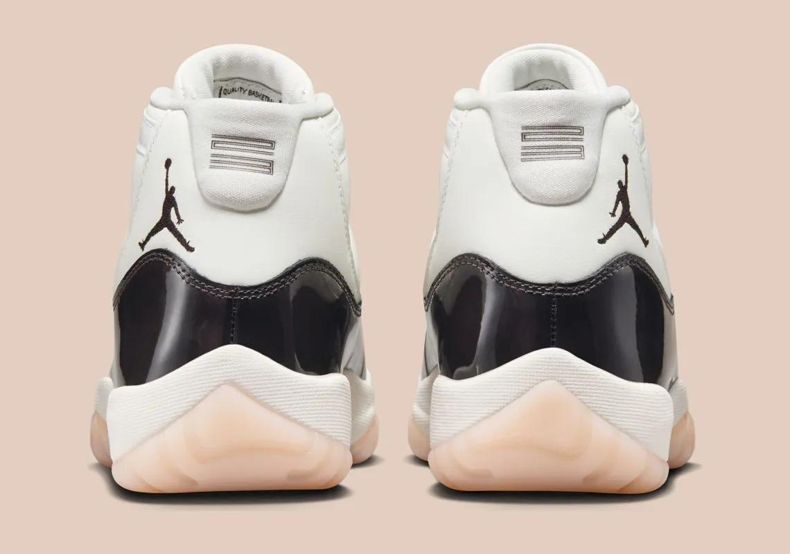 Air Jordan 11 Retro Neapolitan