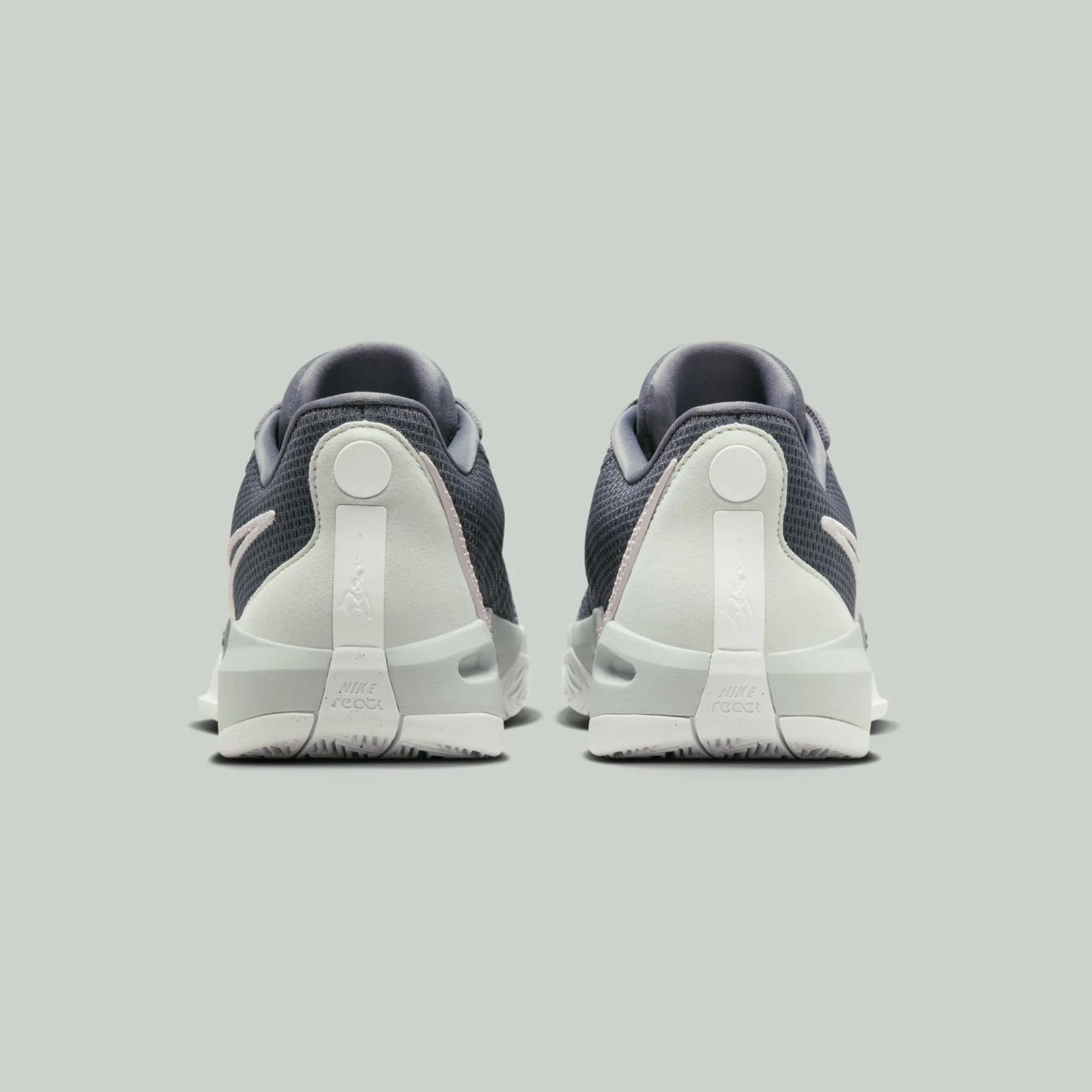 Nike Sabrina 1 Beyond the Game FQ3381-003