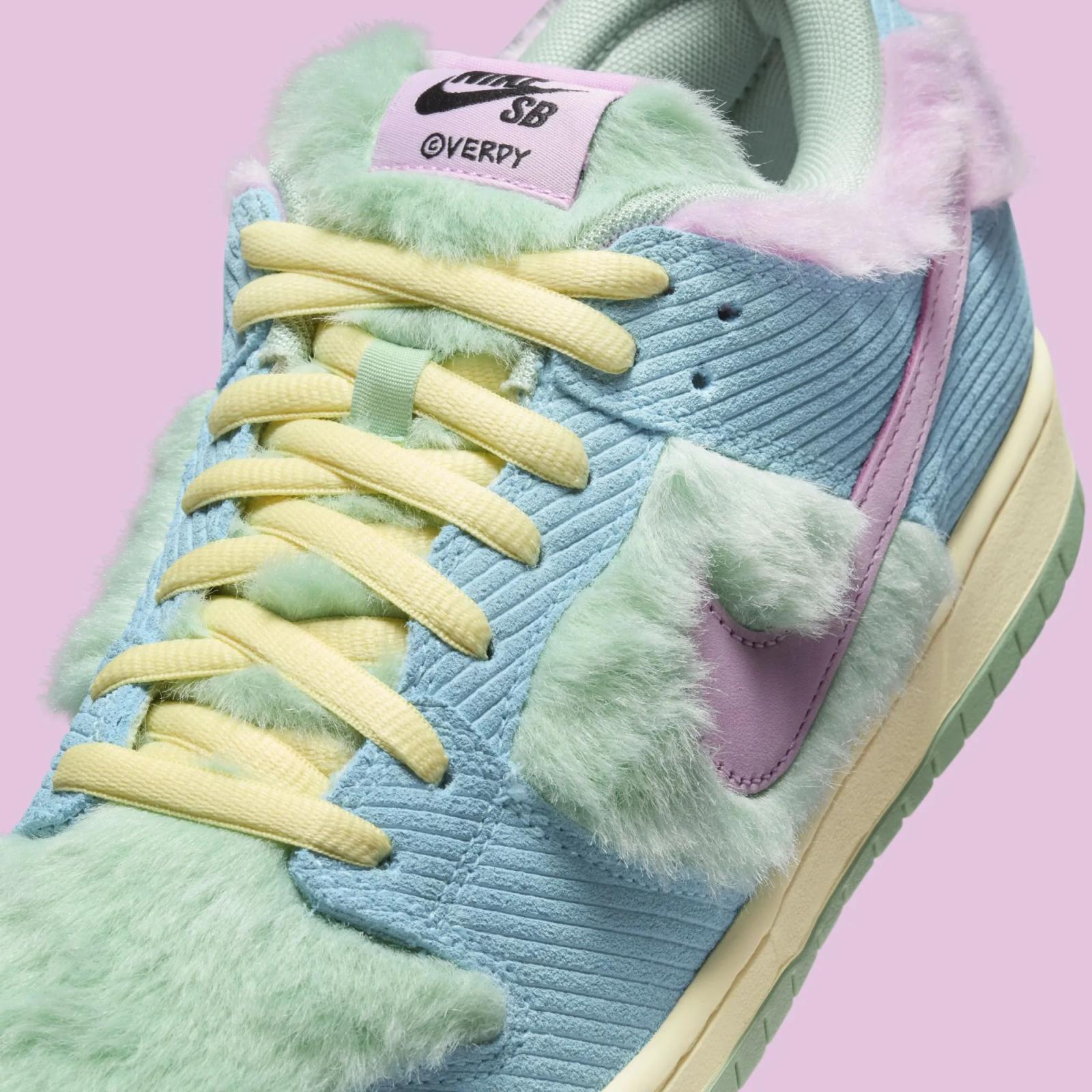 Verdy x Nike SB Dunk Low Pro Visty FN6040-400