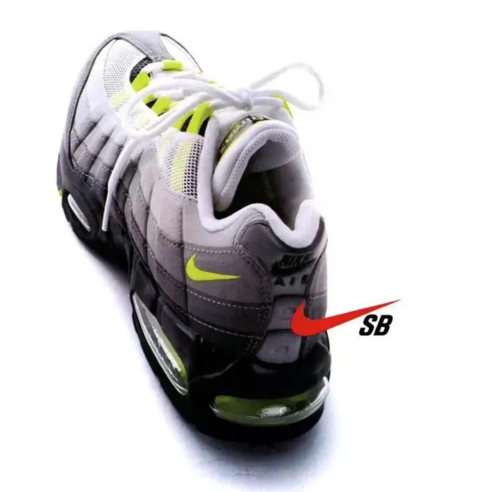 Nike SB lansează o pereche de Air Max 95 în 2025 pentru aniversarea AM95 de 30 de ani