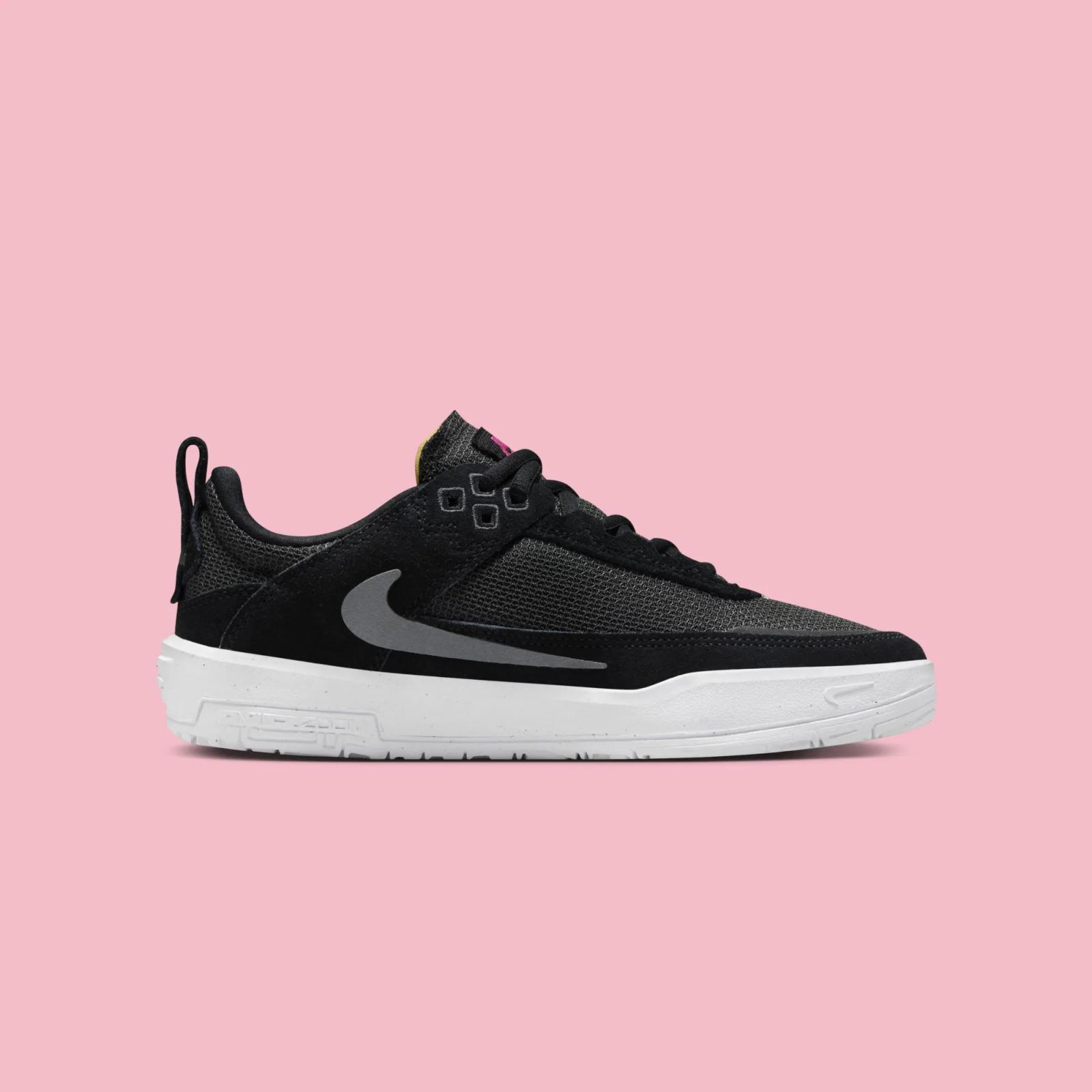 Nike SB Day One GS Black / Alchemy Pink FN4210-002