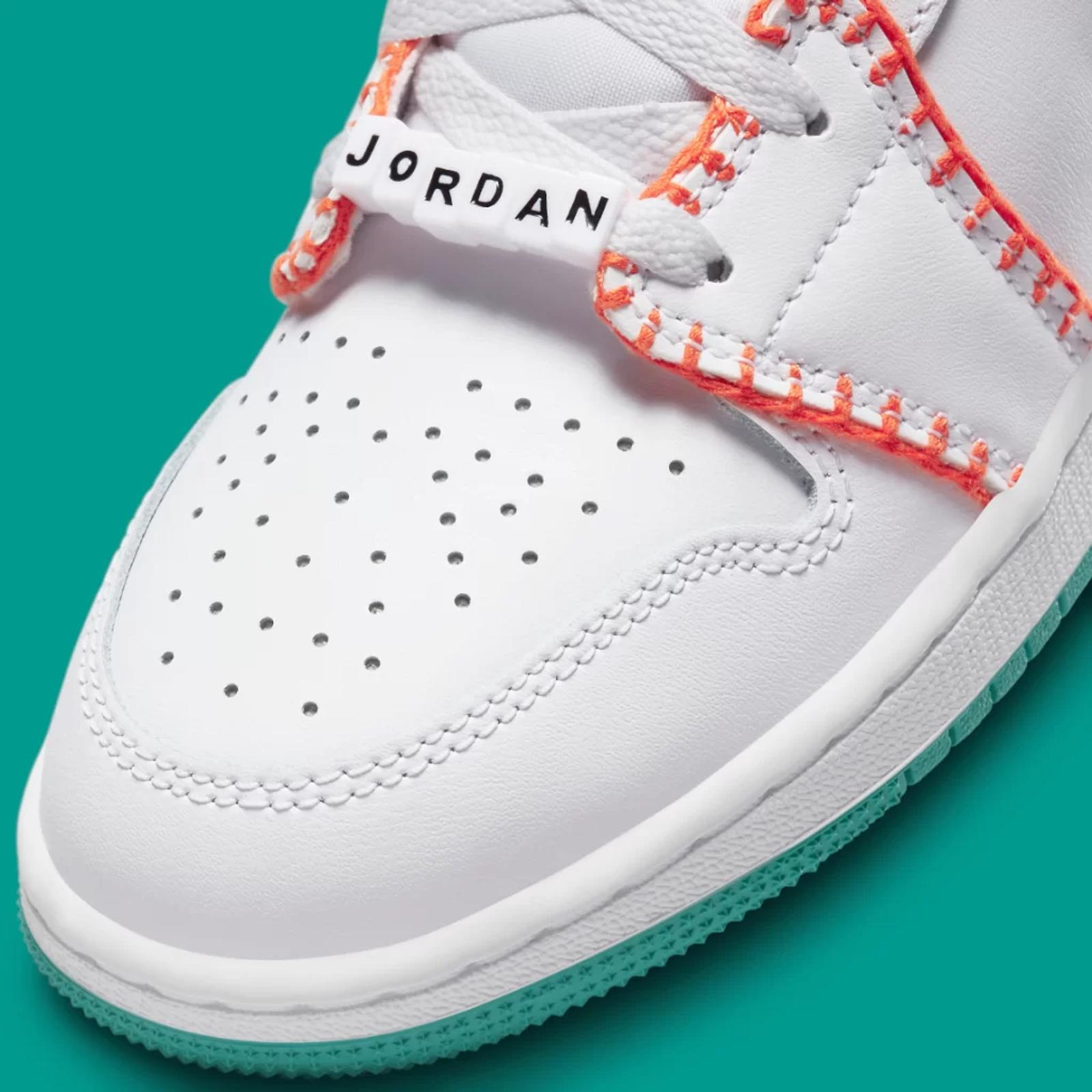 Air Jordan 1 Mid SE GS Knitted