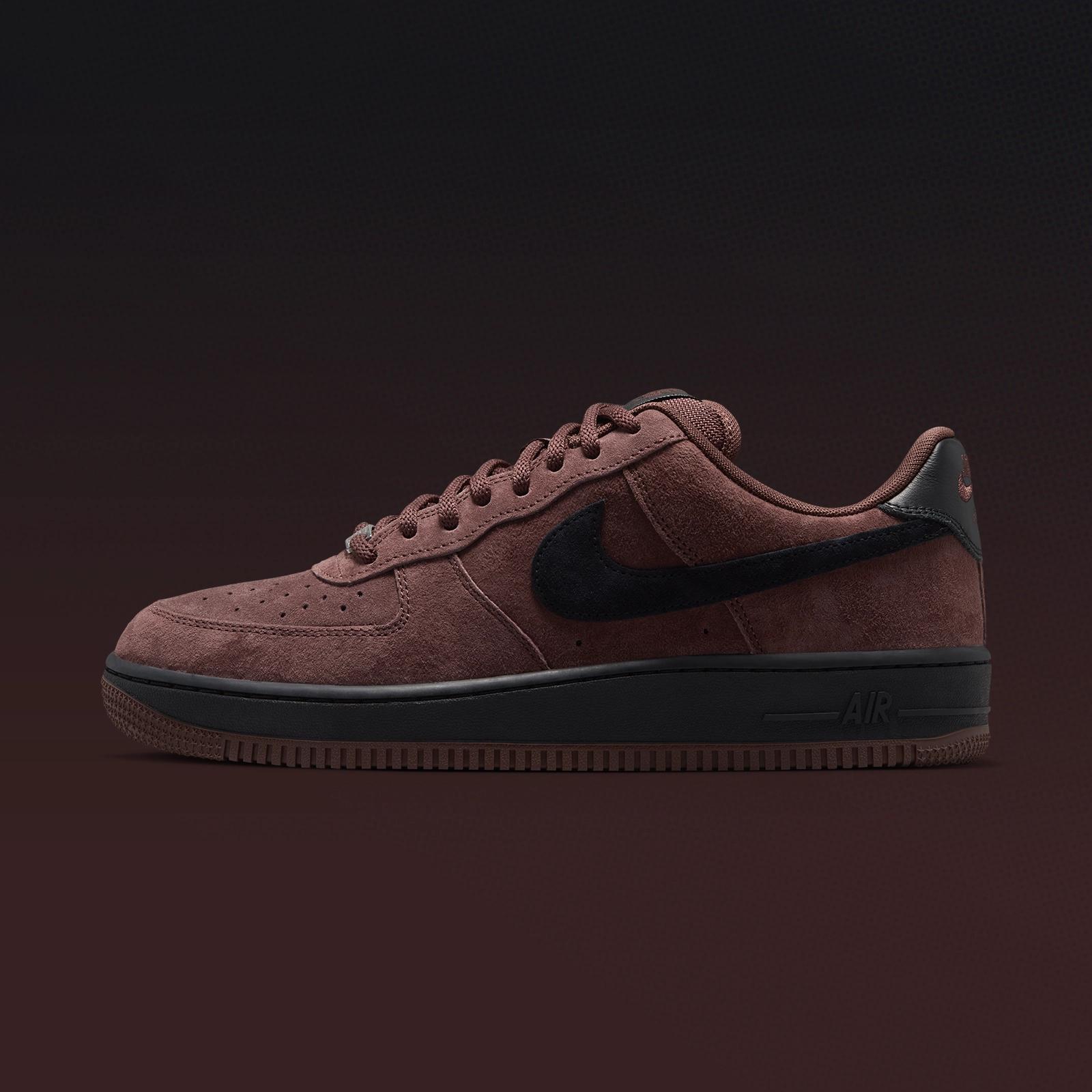 Nike SB x Nike Air Force 1 Low "Light Chocolate"
